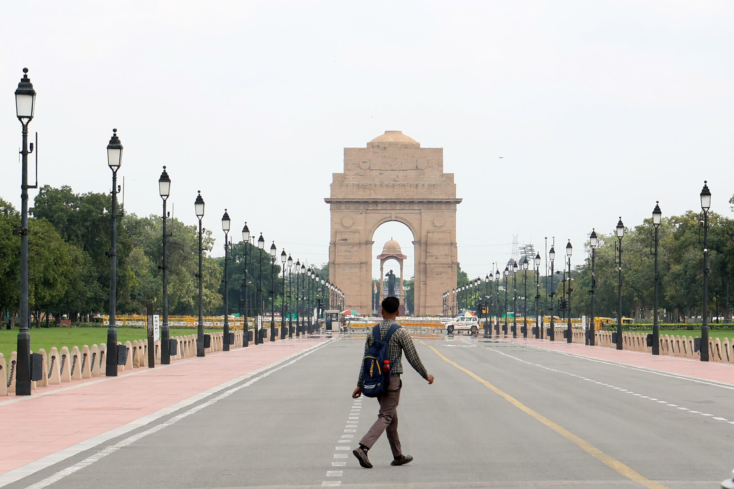 New Delhi: India Gate, Kartavya Path Wear Deserted Look Amid BRICS Summit #Gallery New Delhi: India Gate, Kartavya Path Wear Deserted Look Amid BRICS Summit #Gallery