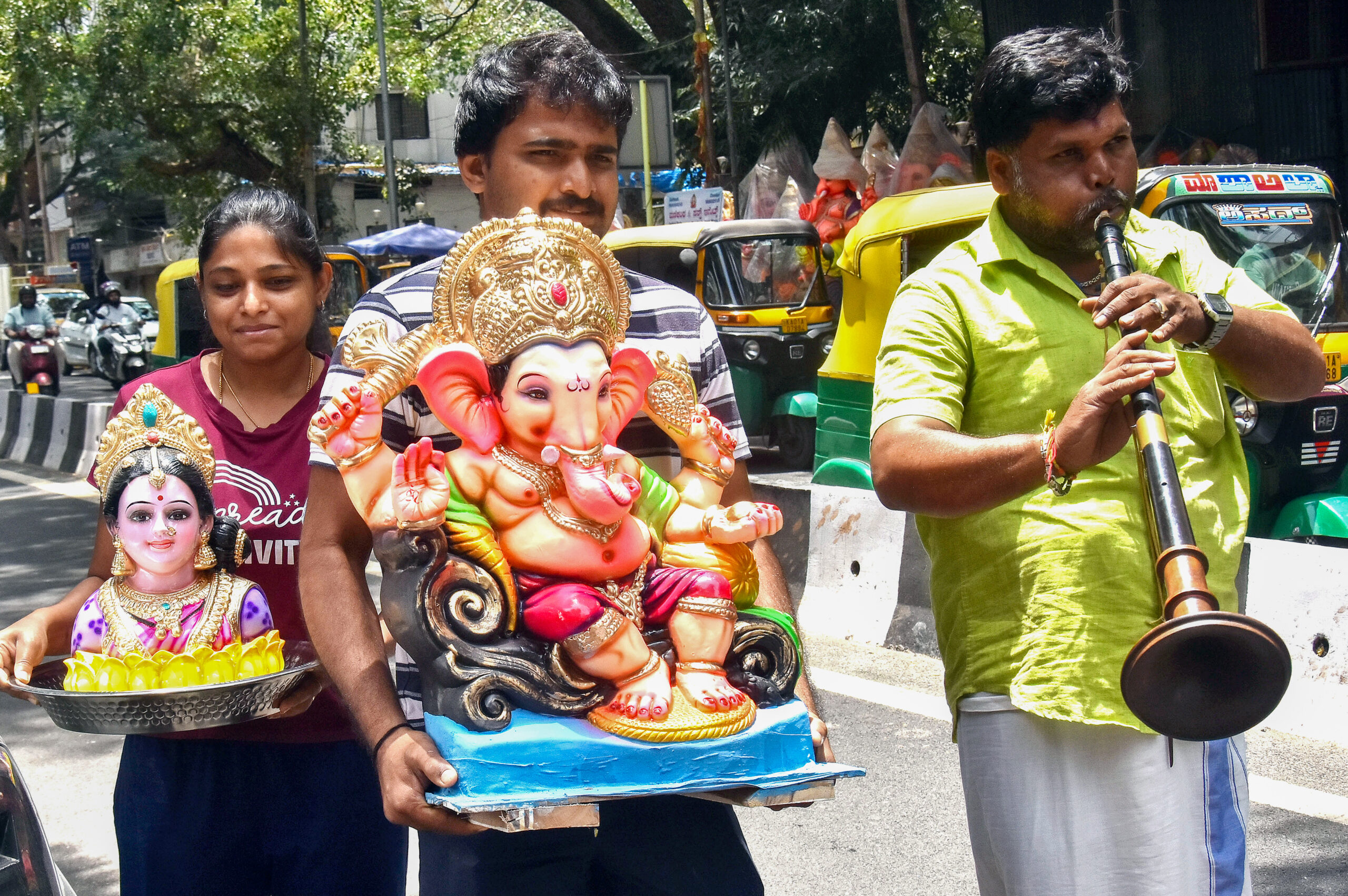 Bengaluru: Ganesh Chaturthi Preparations #Gallery Bengaluru: Ganesh Chaturthi Preparations #Gallery