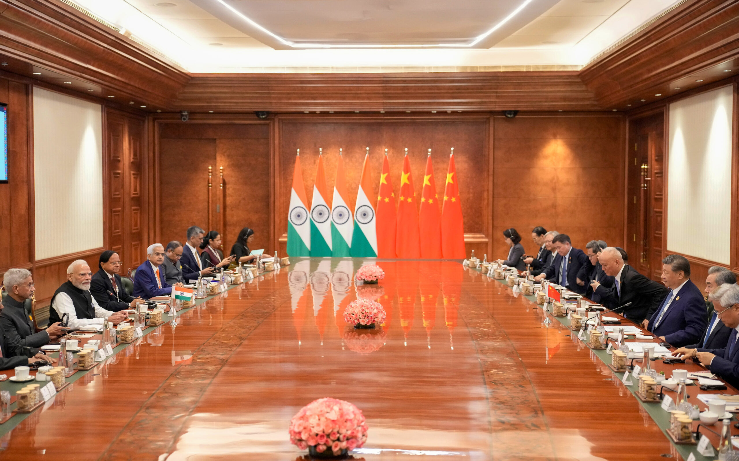 New Delhi: PM Modi Meets Chinese President Xi Jinping #Gallery New Delhi: PM Modi Meets Chinese President Xi Jinping #Gallery