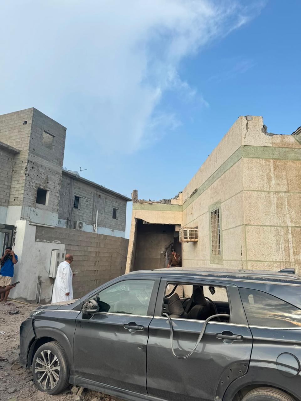 Jazan: Building Damaged After Houthi Projectile #Gallery Jazan: Building Damaged After Houthi Projectile #Gallery