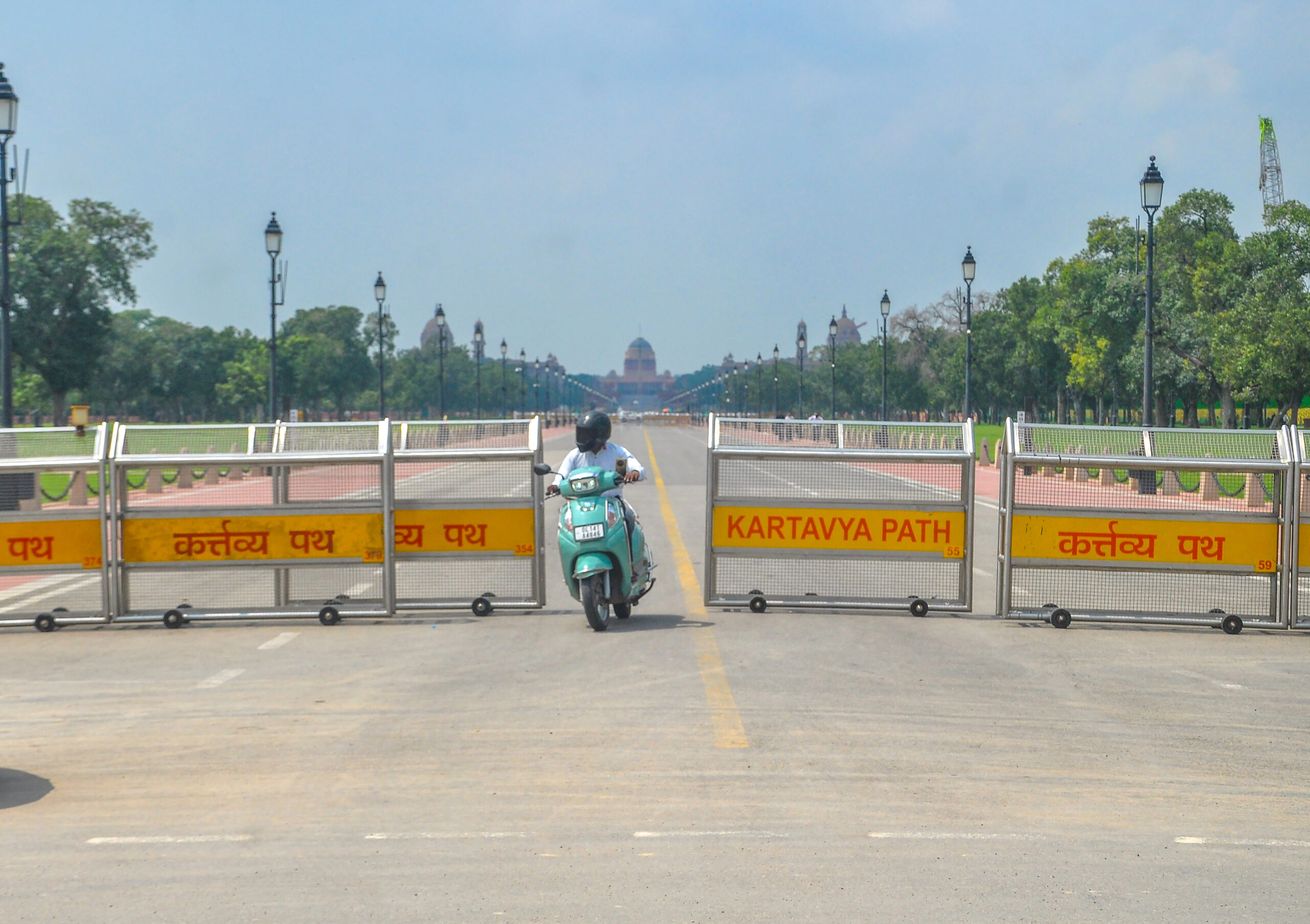 New Delhi: Kartavya Path remains deserted amid BRICS Summit #Gallery New Delhi: Kartavya Path remains deserted amid BRICS Summit #Gallery