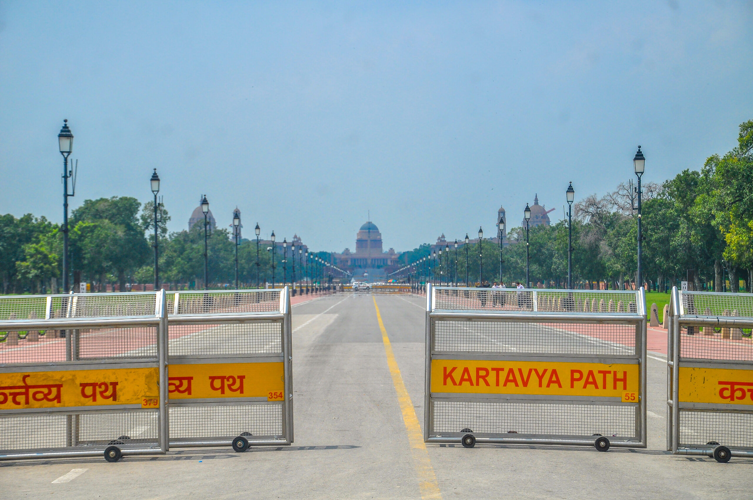 New Delhi: Kartavya Path remains deserted amid BRICS Summit #Gallery New Delhi: Kartavya Path remains deserted amid BRICS Summit #Gallery
