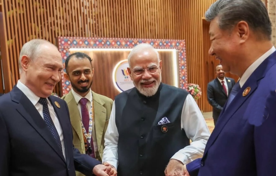 Subhash Ghai praises PM Modi over BRICS summit, says ‘only he can do it’ Subhash Ghai praises PM Modi over BRICS summit, says ‘only he can do it’