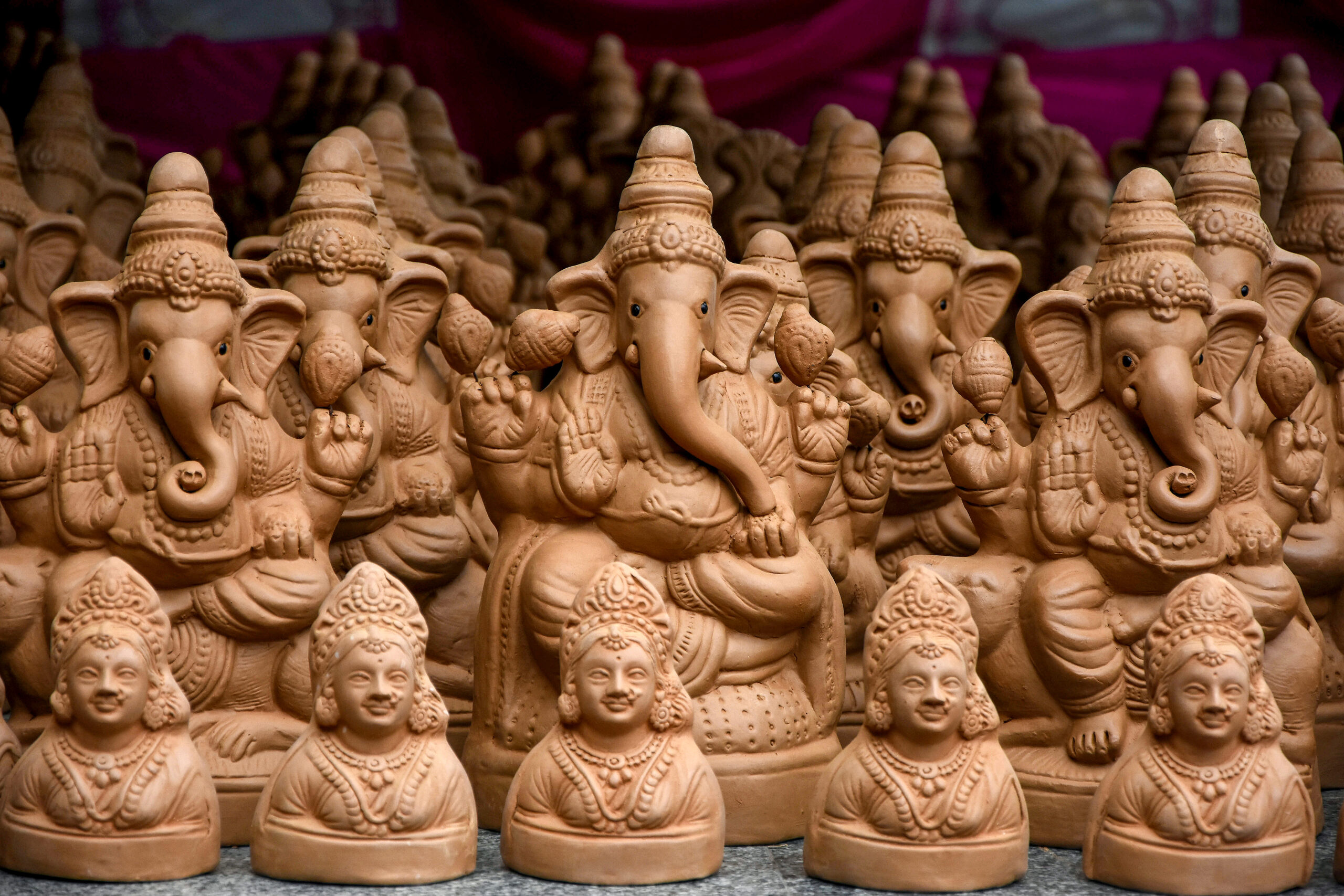 Bengaluru: Eco friendly Gowri Ganesha idols distributed #Gallery Bengaluru: Eco friendly Gowri Ganesha idols distributed #Gallery