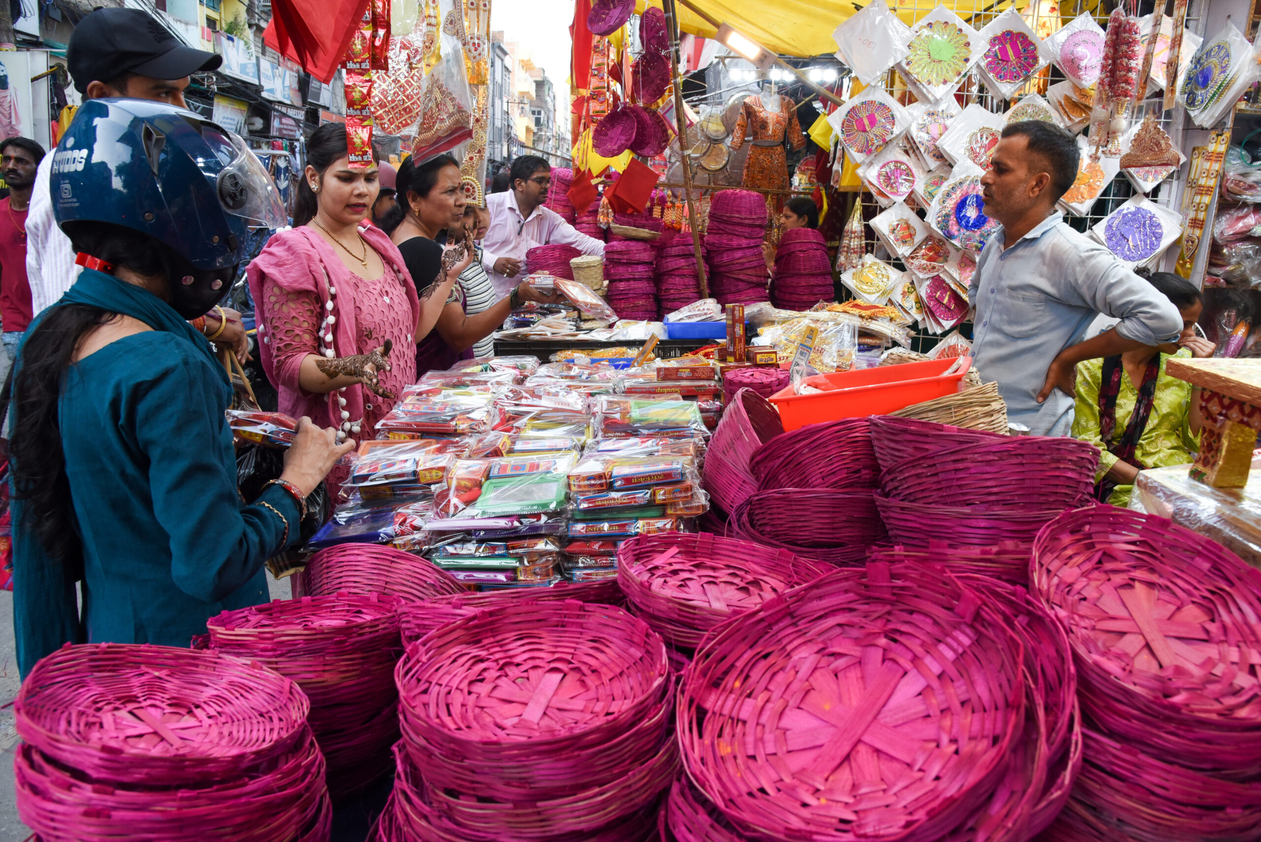 Patna: Preparations Ahead of Hartalika Teej #Gallery Patna: Preparations Ahead of Hartalika Teej #Gallery