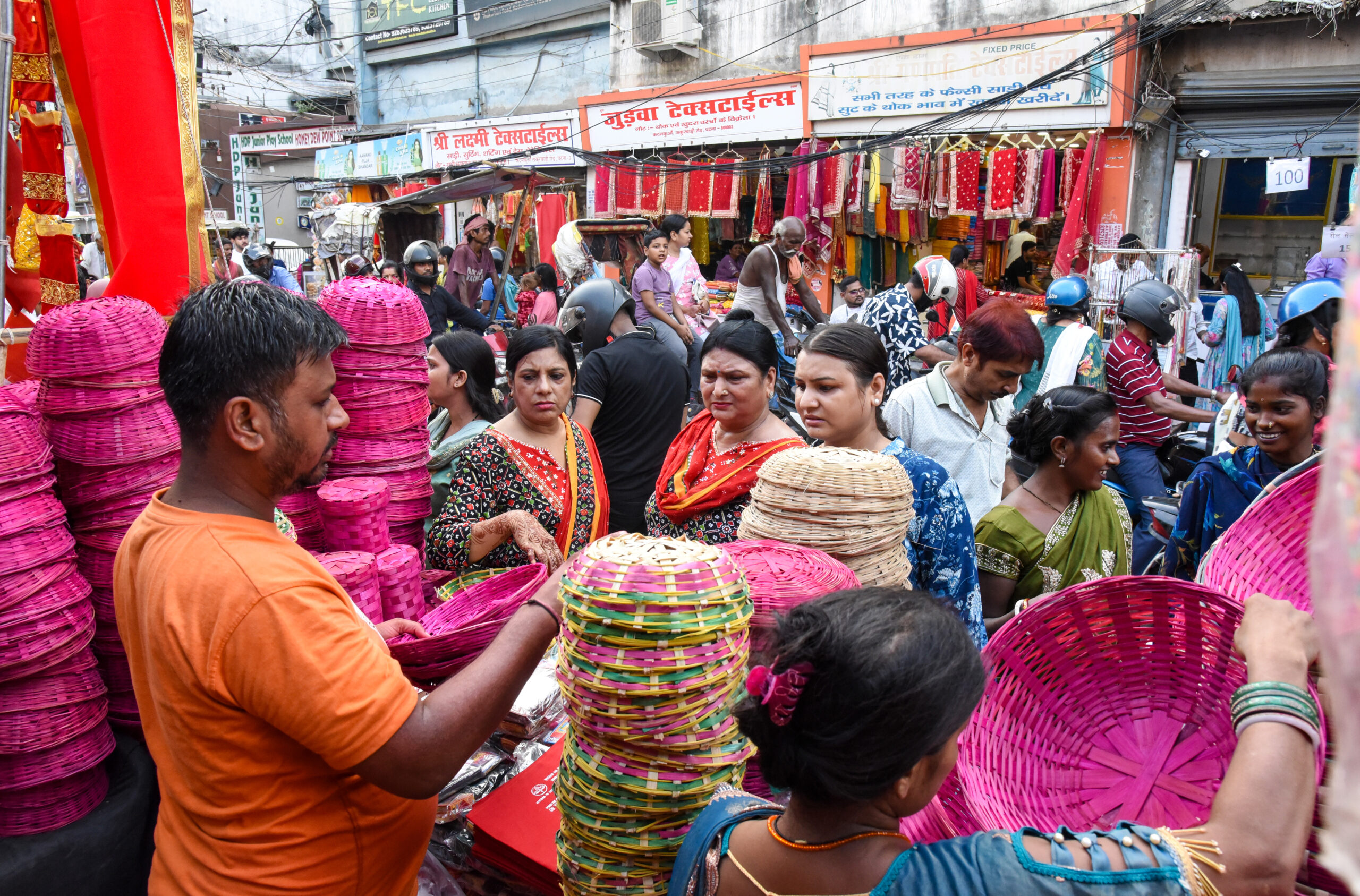 Patna: Preparations Ahead of Hartalika Teej #Gallery Patna: Preparations Ahead of Hartalika Teej #Gallery