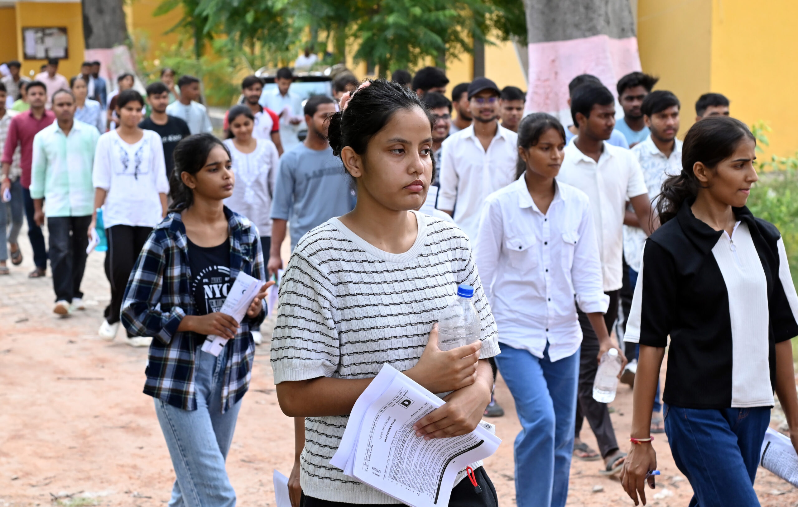 Gorakhpur: Aspirants Exit NDA Examination Centre #Gallery Gorakhpur: Aspirants Exit NDA Examination Centre #Gallery