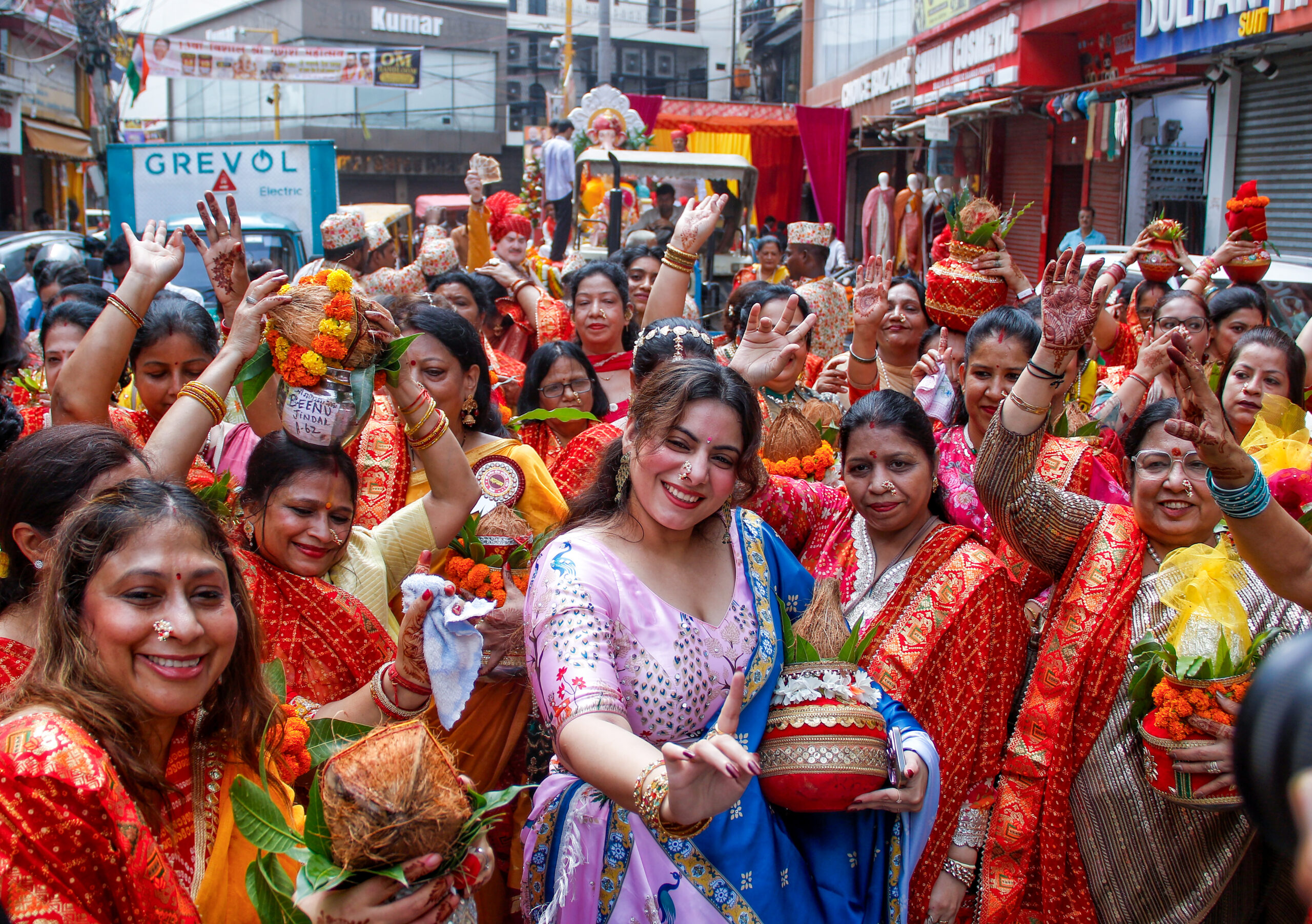 New Delhi: Ganesh Mahotsav celebrations #Gallery New Delhi: Ganesh Mahotsav celebrations #Gallery