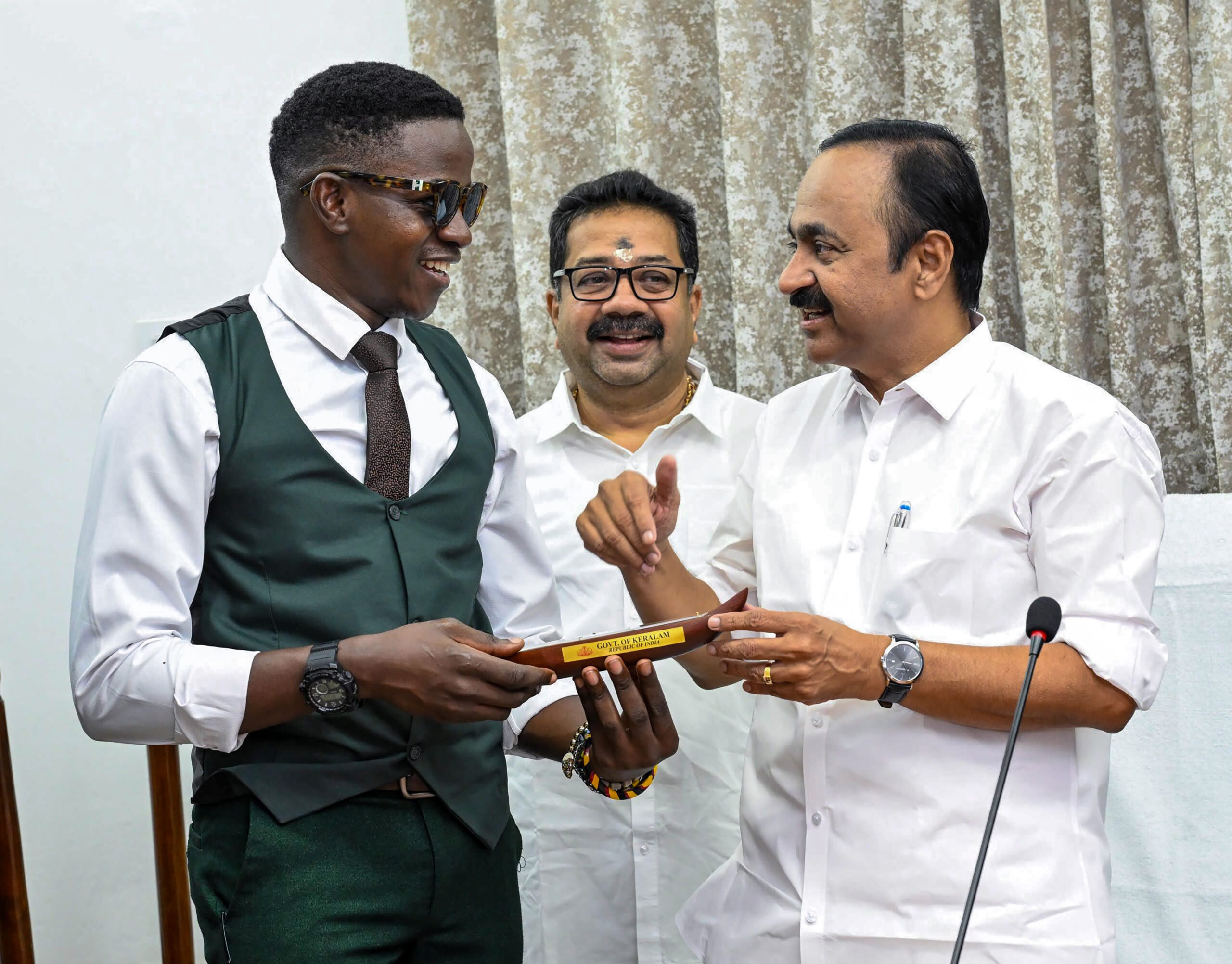Thiruvananthapuram: VD Satheesan hosts BRICS content creators #Gallery Thiruvananthapuram: VD Satheesan hosts BRICS content creators #Gallery