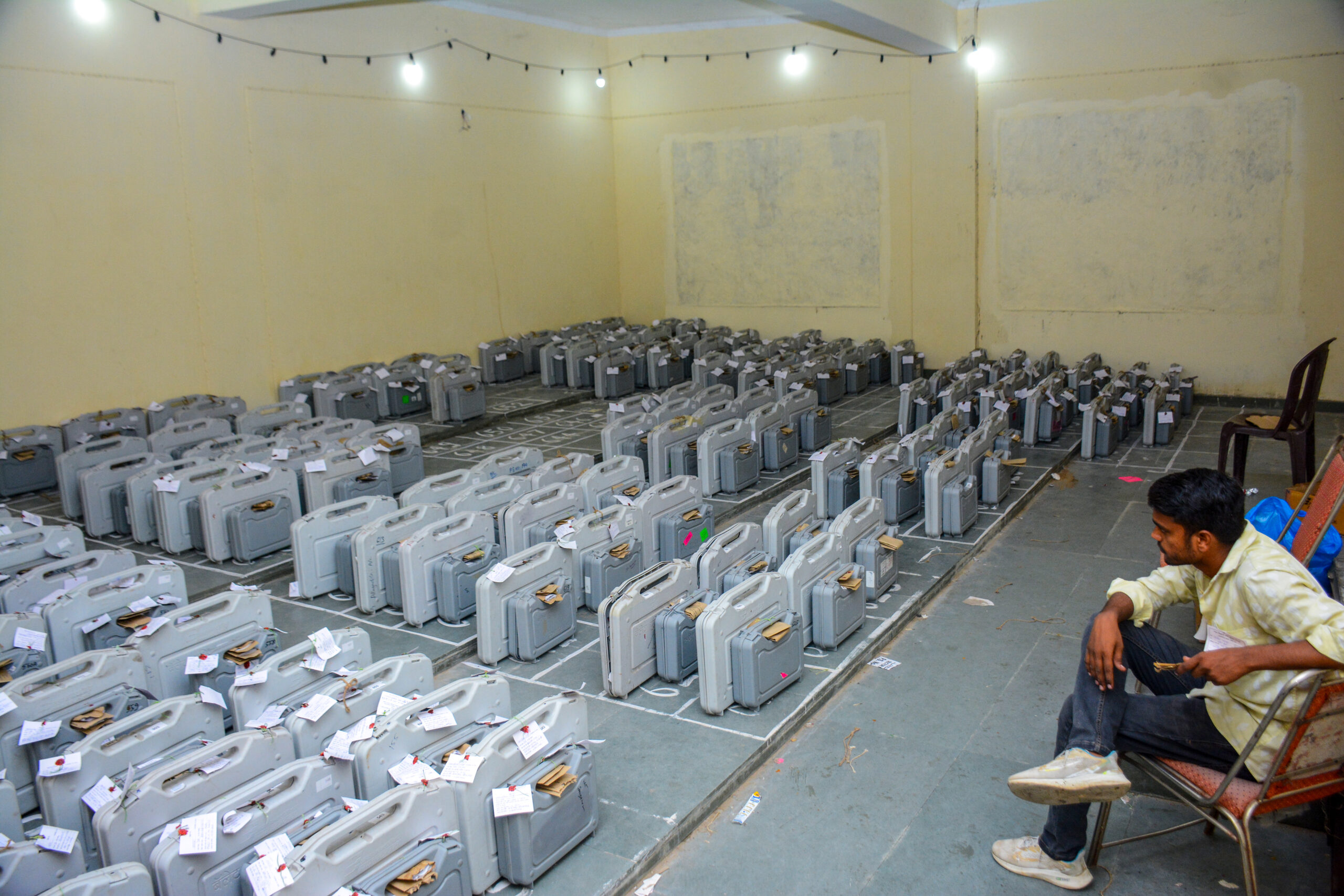 Jaipur: Municipal election vote counting underway #Gallery Jaipur: Municipal election vote counting underway #Gallery