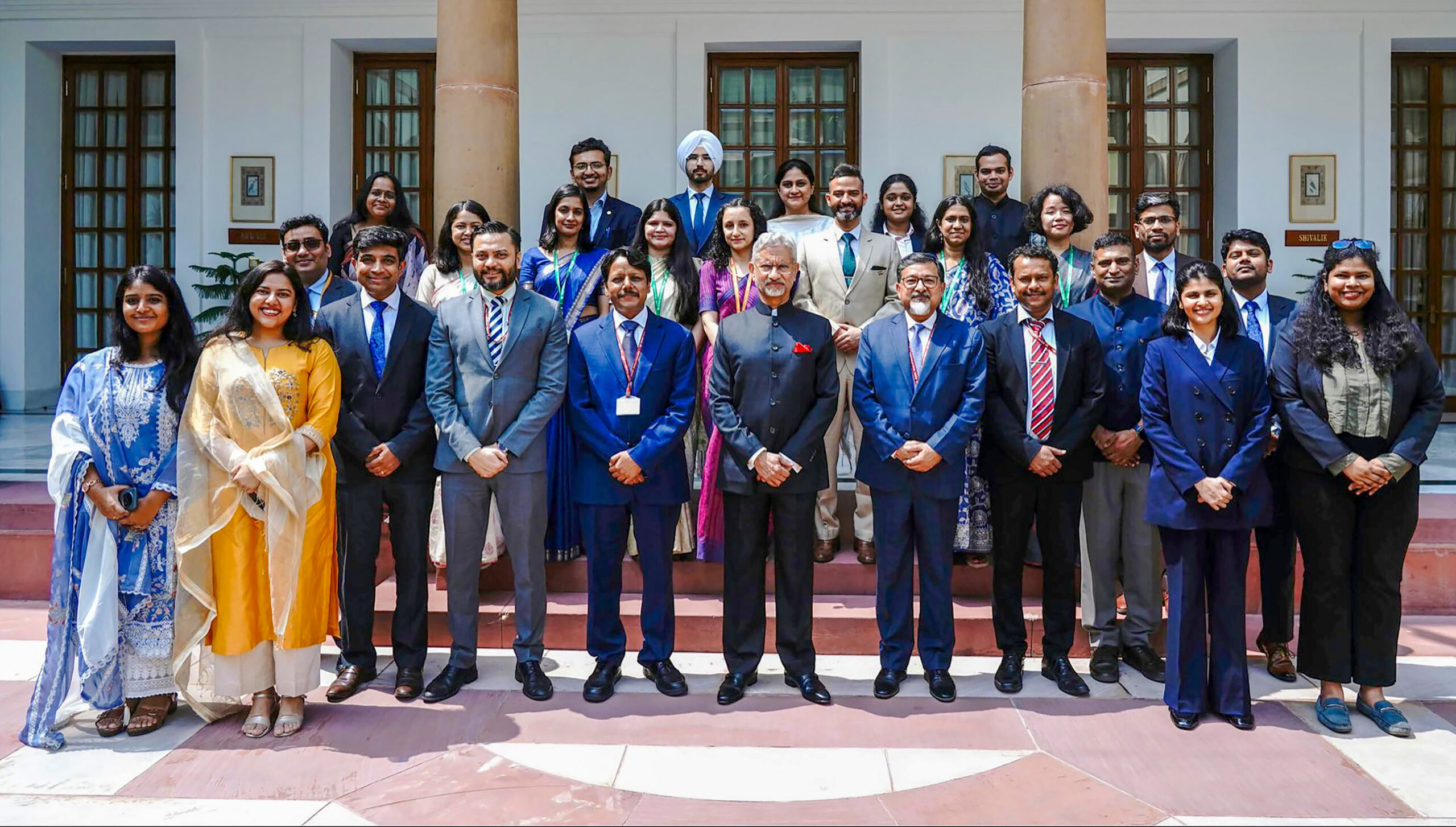 New Delhi: S Jaishankar congratulates MEA team on BRICS Summit success #Gallery New Delhi: S Jaishankar congratulates MEA team on BRICS Summit success #Gallery