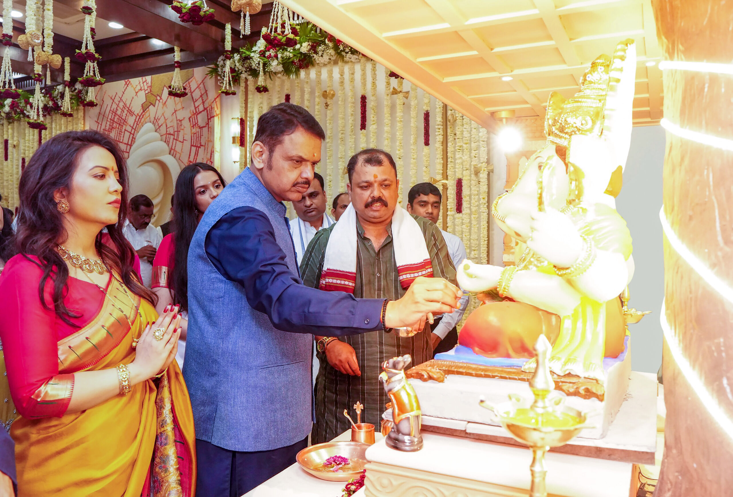 Mumbai: CM Fadnavis welcomes Ganpati Bappa at Varsha Bungalow #Gallery Mumbai: CM Fadnavis welcomes Ganpati Bappa at Varsha Bungalow #Gallery