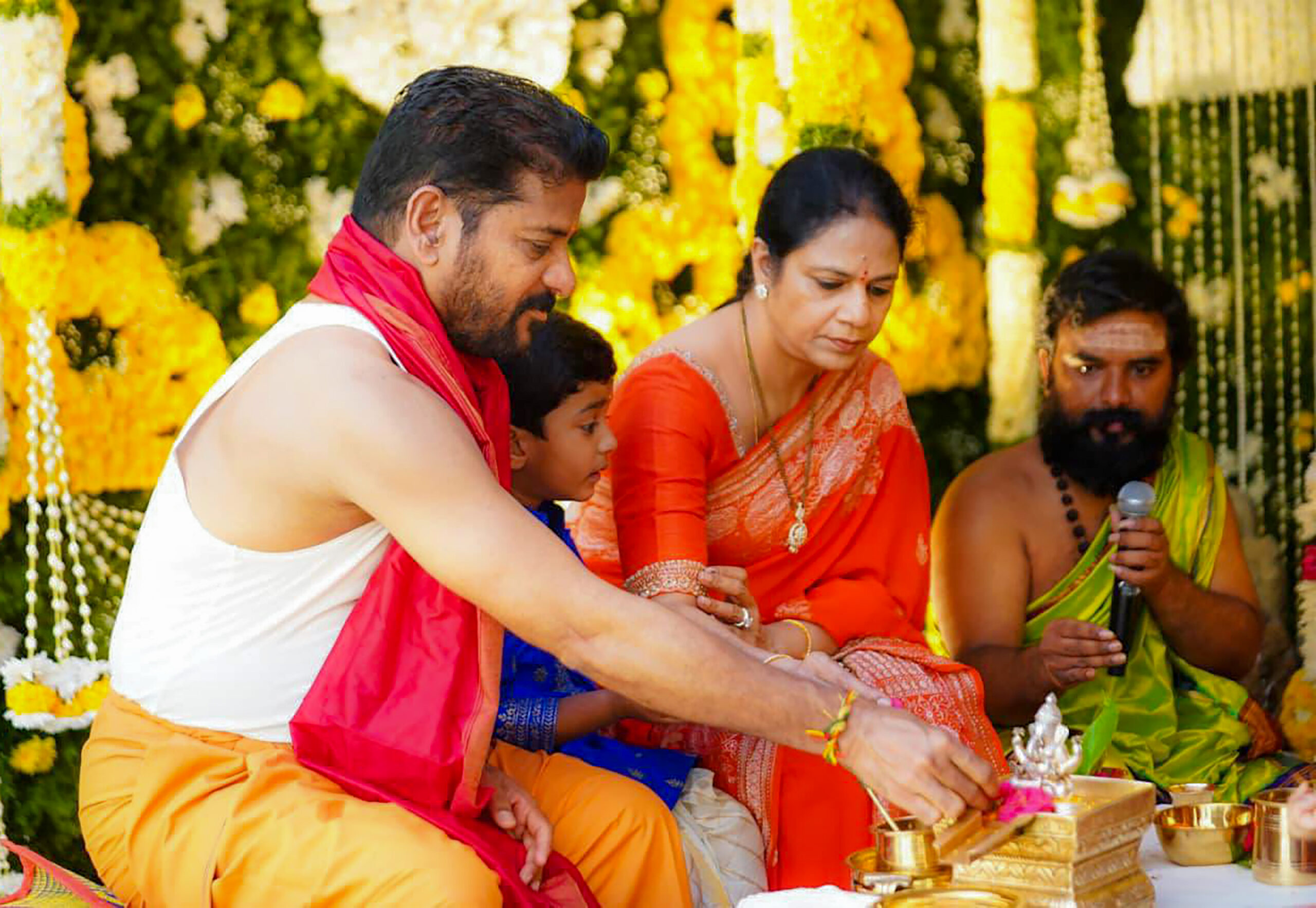 Hyderabad: Revanth Reddy performs Ganapati puja #Gallery Hyderabad: Revanth Reddy performs Ganapati puja #Gallery