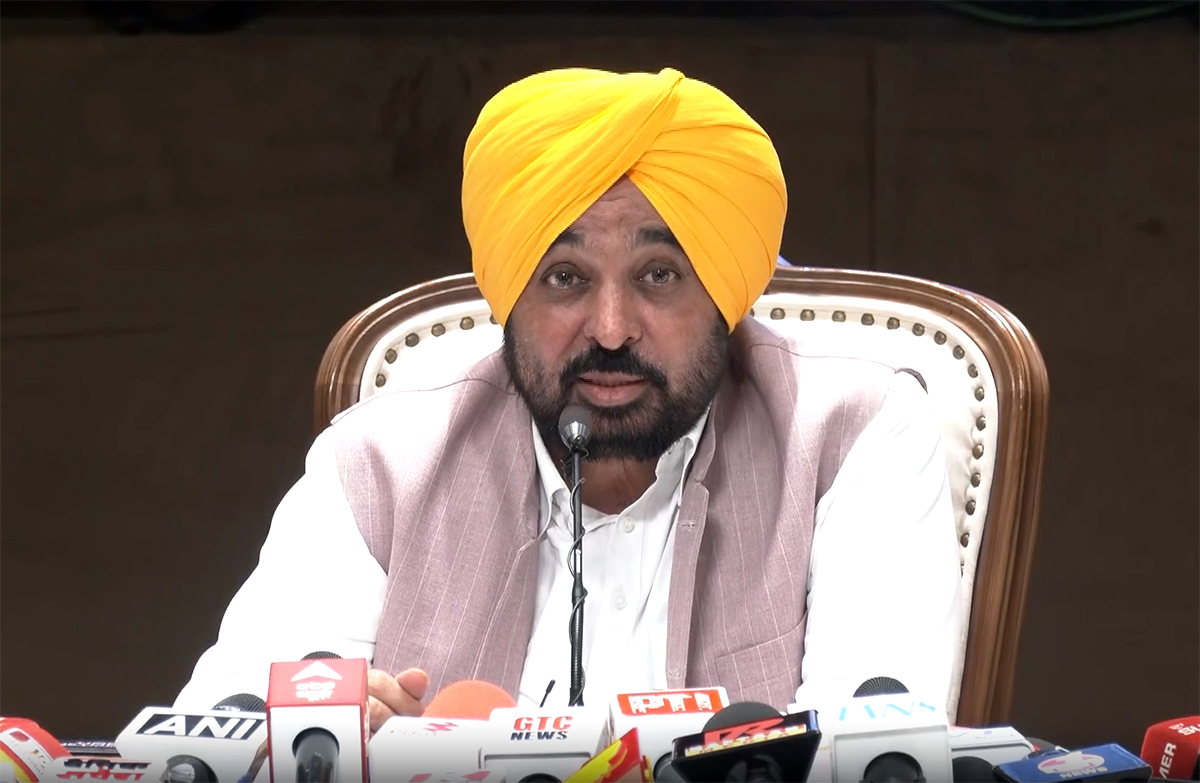 Chandigarh: Bhagwant Mann Addresses Press Conference #Gallery Chandigarh: Bhagwant Mann Addresses Press Conference #Gallery