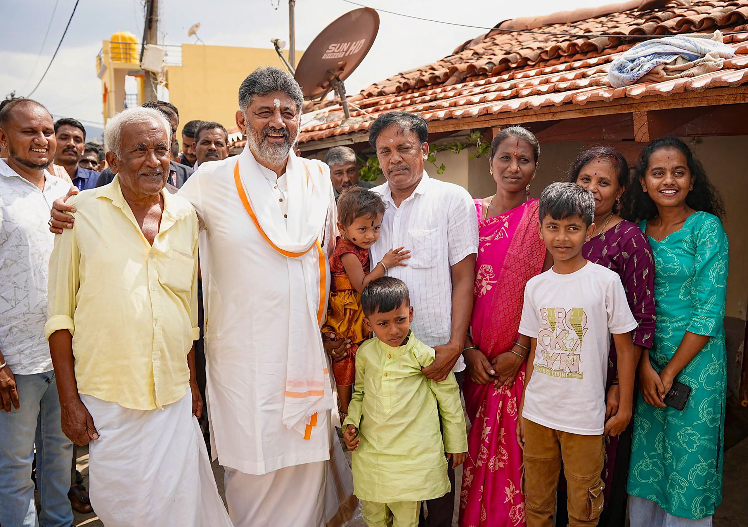 Ramanagara: DK Shivakumar meets citizens during Gauri Ganesh festival #Gallery Ramanagara: DK Shivakumar meets citizens during Gauri Ganesh festival #Gallery