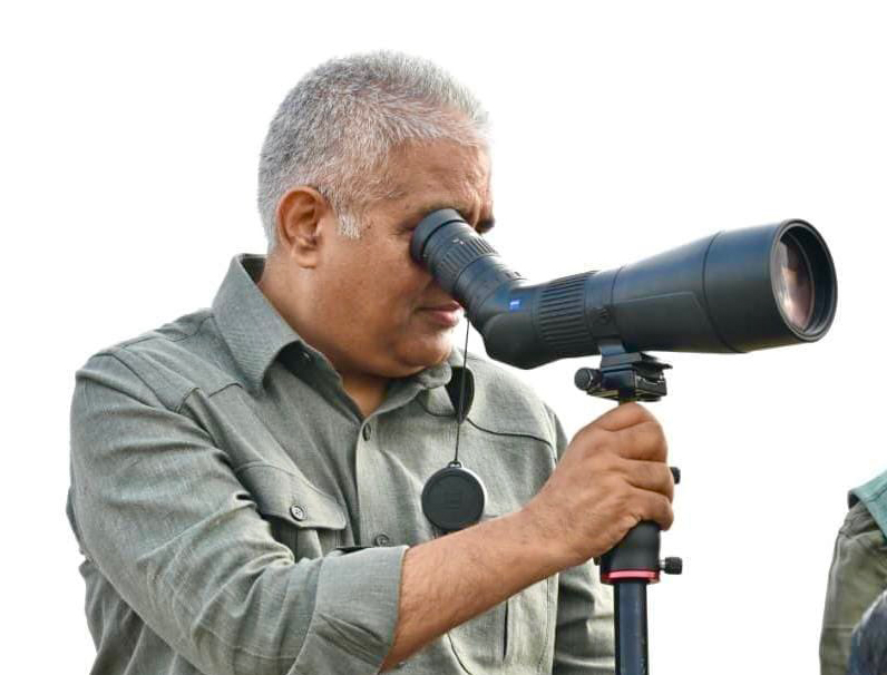 Kutch: Bhupender Yadav visits Great Indian Bustard Soft Release Centre #Gallery Kutch: Bhupender Yadav visits Great Indian Bustard Soft Release Centre #Gallery