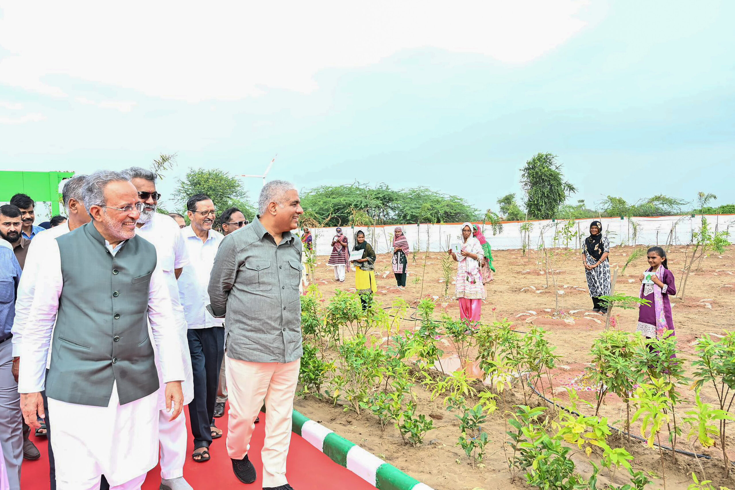 Kutch: Bhupender Yadav inaugurates Van Kavach - #Gallery Kutch: Bhupender Yadav inaugurates Van Kavach - #Gallery