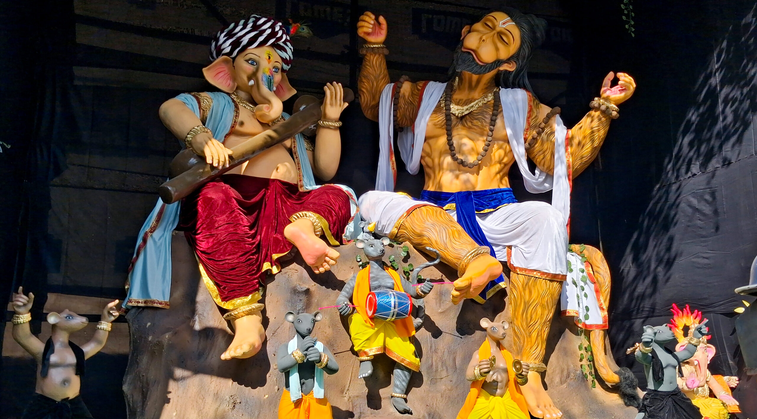 Paschim Medinipur: Idols of Lord Ganesha and Lord Hanuman at a puja pandal on the occasion of Ganesh Chaturthi in Battala Chawk, Medinipur, Monday, September 14, 2026. (Photo: IANS)