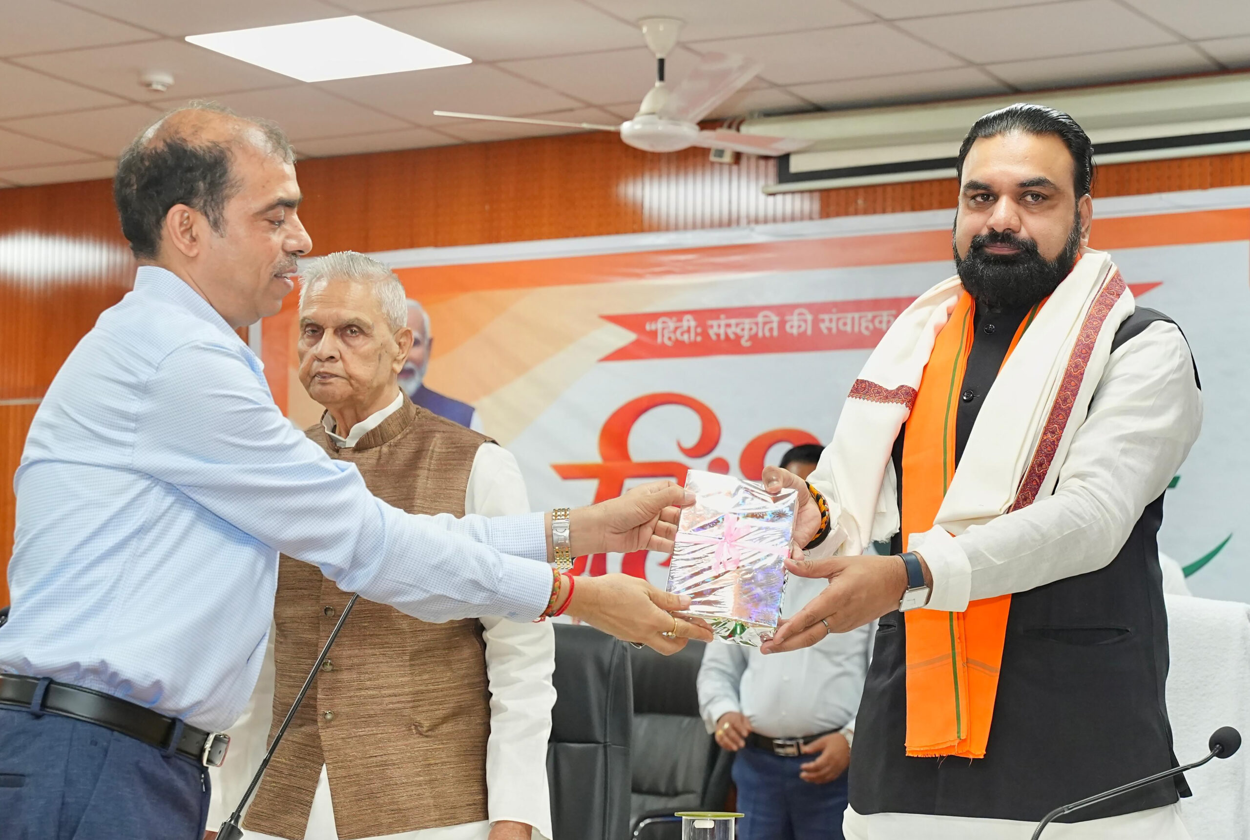 Patna: CM Samrat Choudhary inaugurates Hindi Diwas programme #Gallery Patna: CM Samrat Choudhary inaugurates Hindi Diwas programme #Gallery