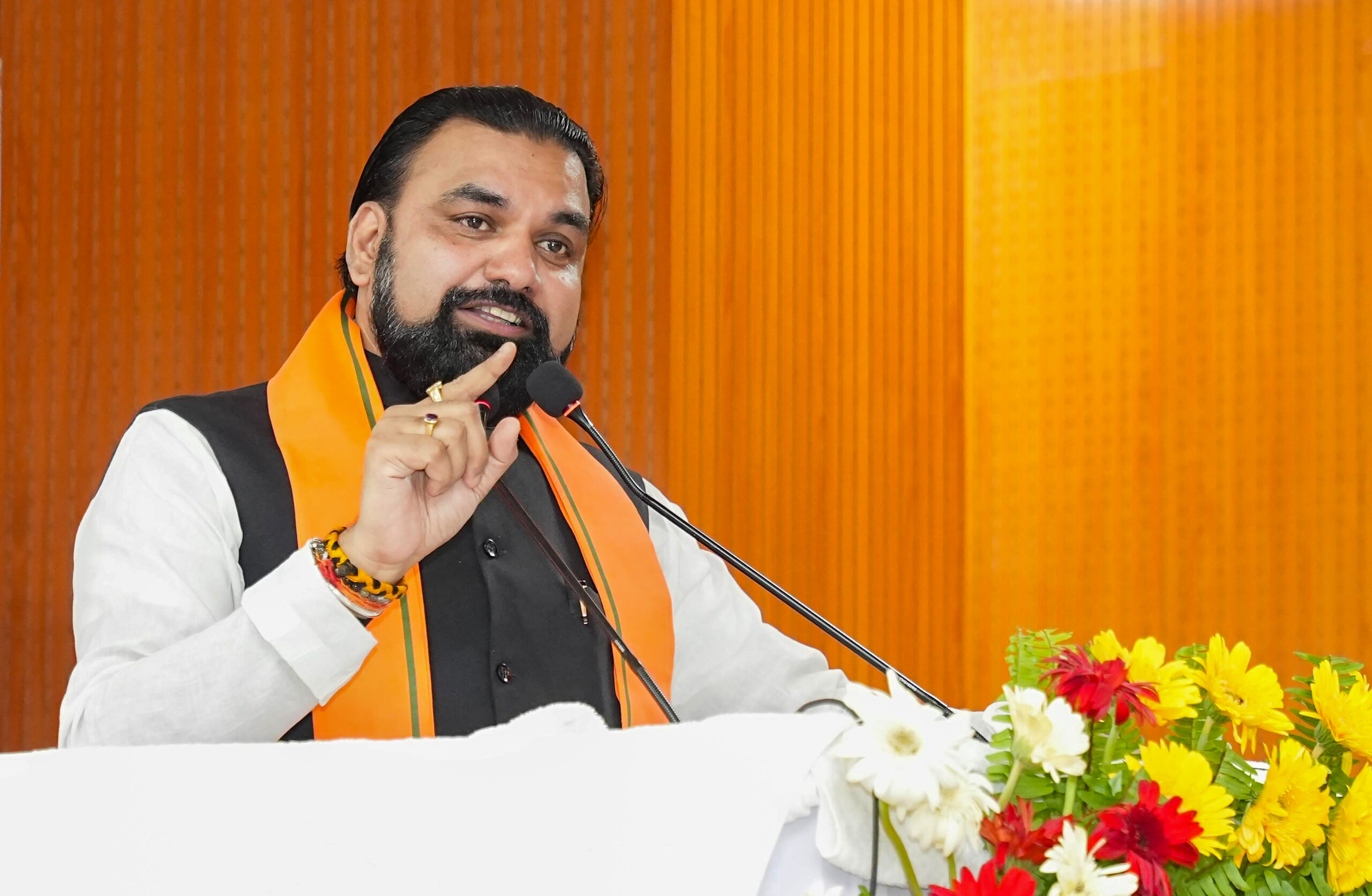Patna: CM Samrat Choudhary inaugurates Hindi Diwas programme #Gallery Patna: CM Samrat Choudhary inaugurates Hindi Diwas programme #Gallery