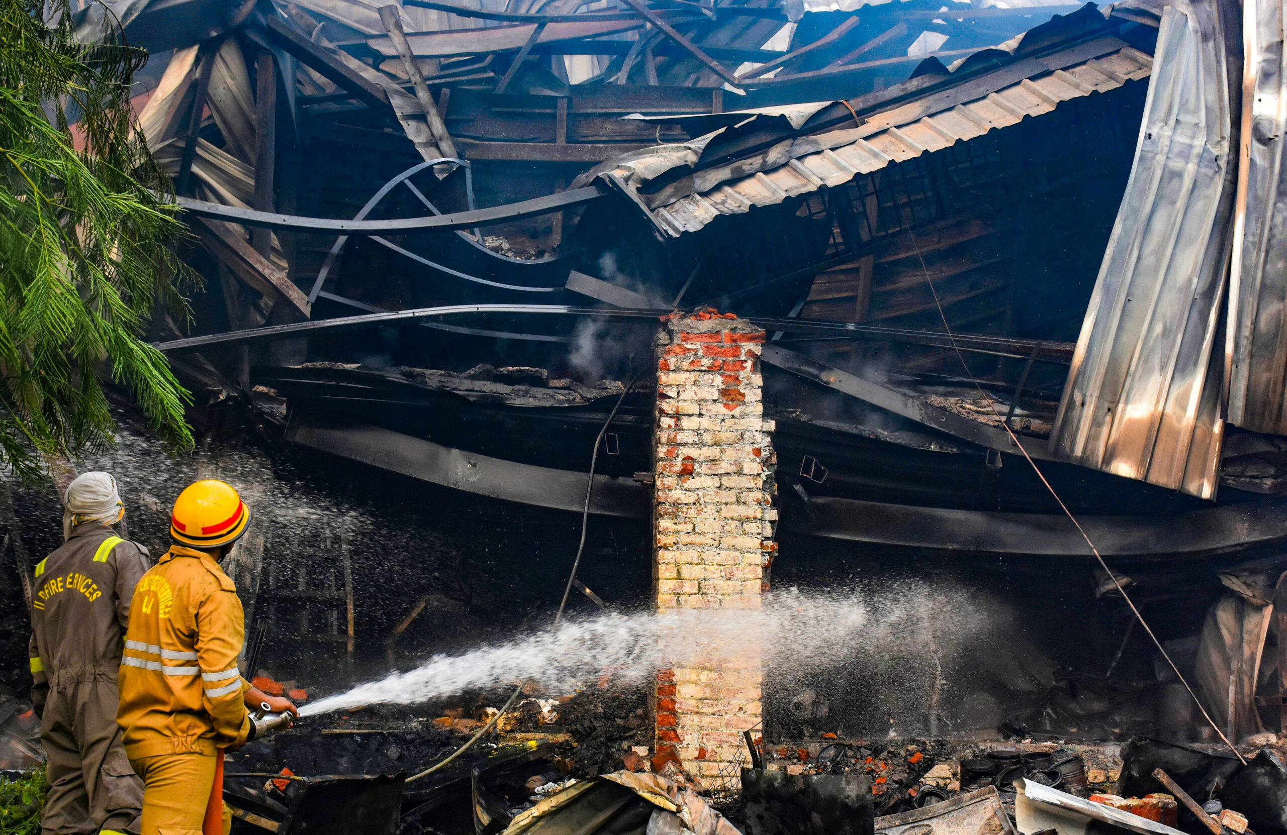 Moradabad: Fire Breaks Out at Export Firm #Gallery Moradabad: Fire Breaks Out at Export Firm #Gallery