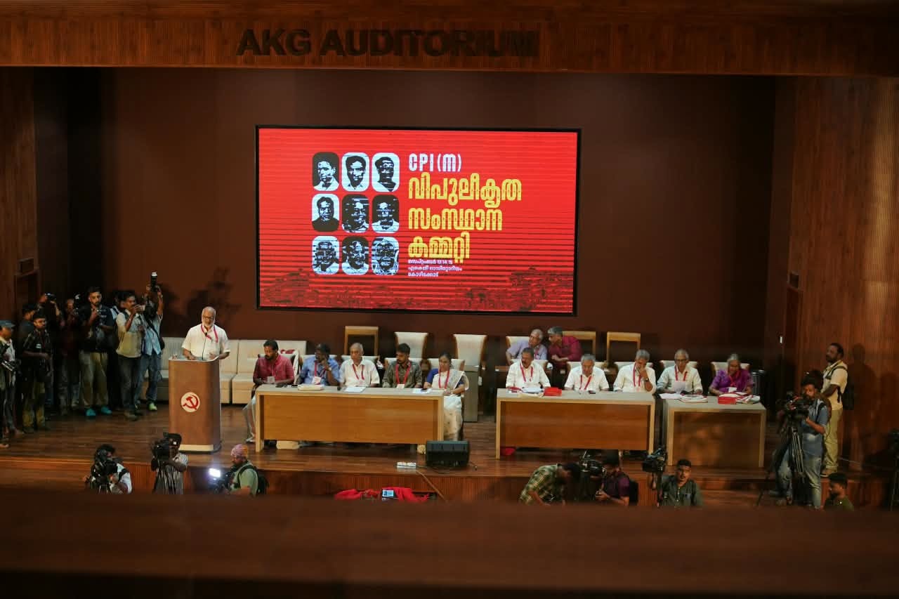 At Kerala CPI(M) meet, Kannur delegates point fingers at Vijayan, MV Govindan for poll loss At Kerala CPI(M) meet, Kannur delegates point fingers at Vijayan, MV Govindan for poll loss