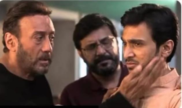 Jackie Shroff celebrates 8 years of ‘Ventilator’ starring Pratik Gandhi Jackie Shroff celebrates 8 years of ‘Ventilator’ starring Pratik Gandhi