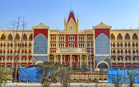 Calcutta HC moved for urgent hearing on PIL seeking ban on outsiders in Bengal varsities Calcutta HC moved for urgent hearing on PIL seeking ban on outsiders in Bengal varsities