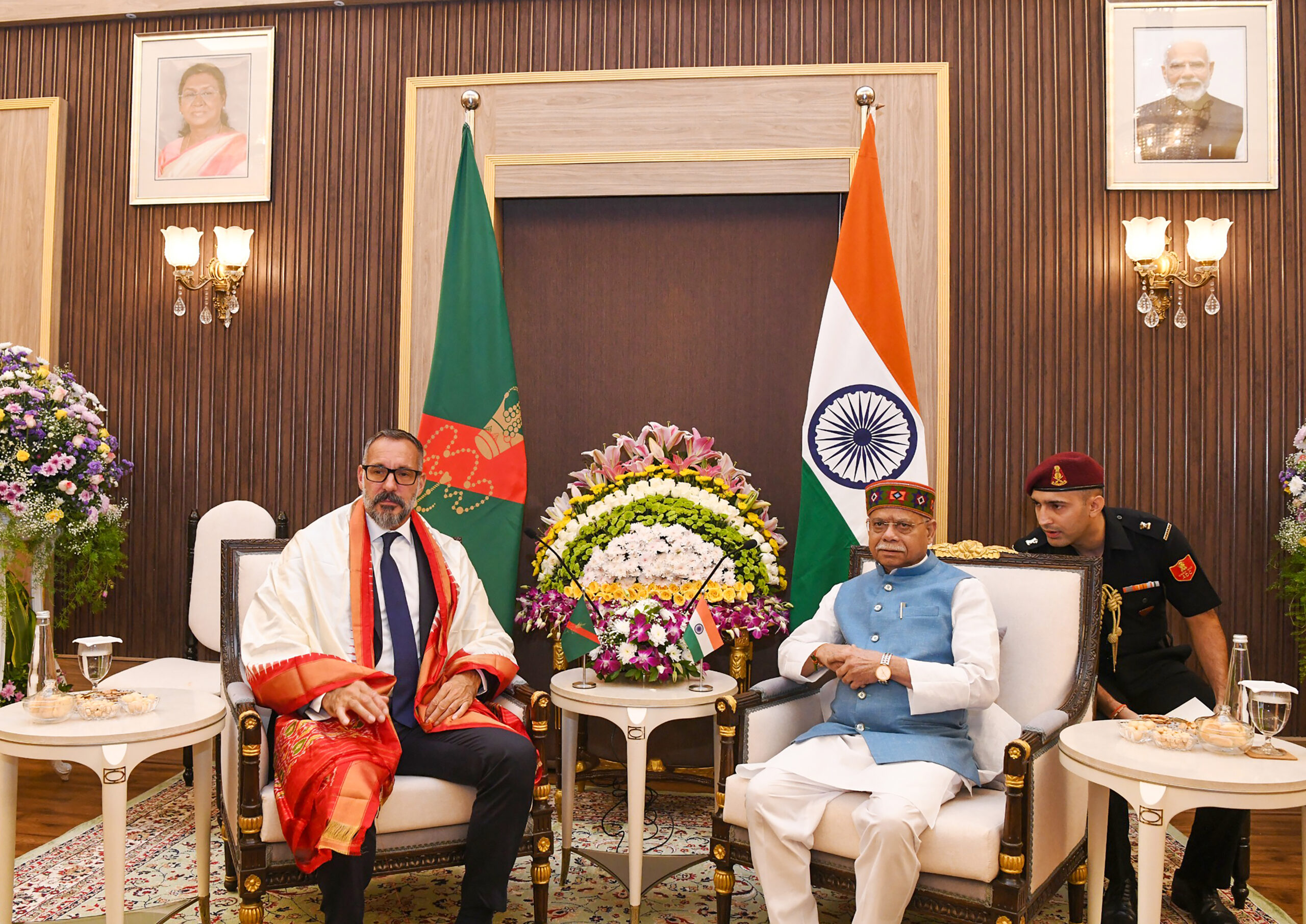 Hyderabad: Telangana Governor Meets Prince Rahim Aga Khan V #Gallery Hyderabad: Telangana Governor Meets Prince Rahim Aga Khan V #Gallery