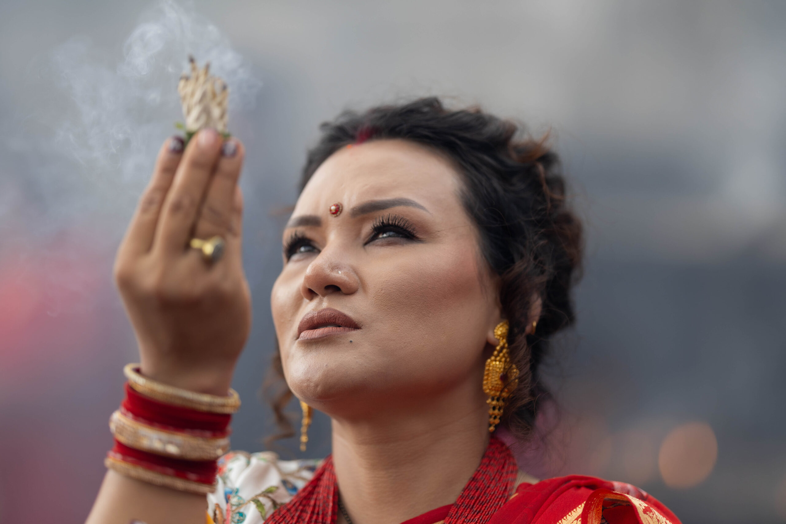 Kathmandu: A woman offers prayers at the Pashupatinath Temple during the Teej Festival in Kathmandu, Nepal, Sept. 14, 2026. Hindu women observe the festival by fasting, praying and celebrating, seeking marital well-being and ideal partners. (Photo: Xinhua via IANS)