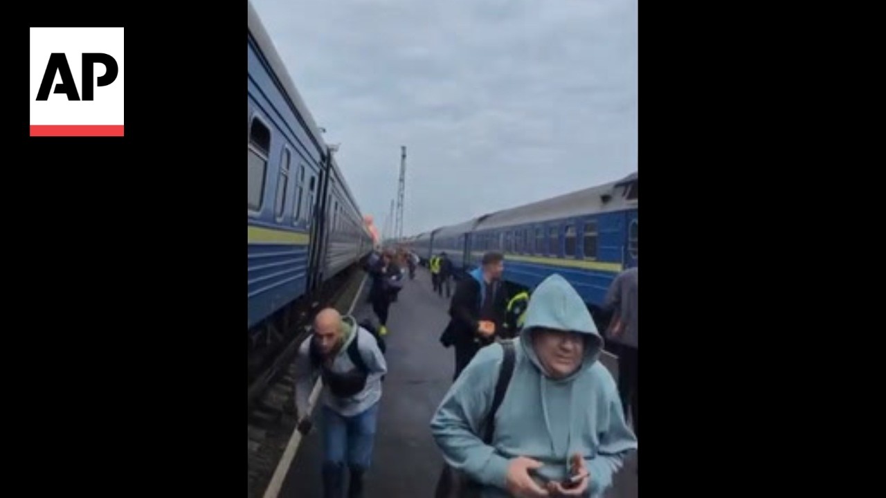 Moment a Russian drone strikes a train by the Ukraine-Poland border (Video) Moment a Russian drone strikes a train by the Ukraine-Poland border (Video)