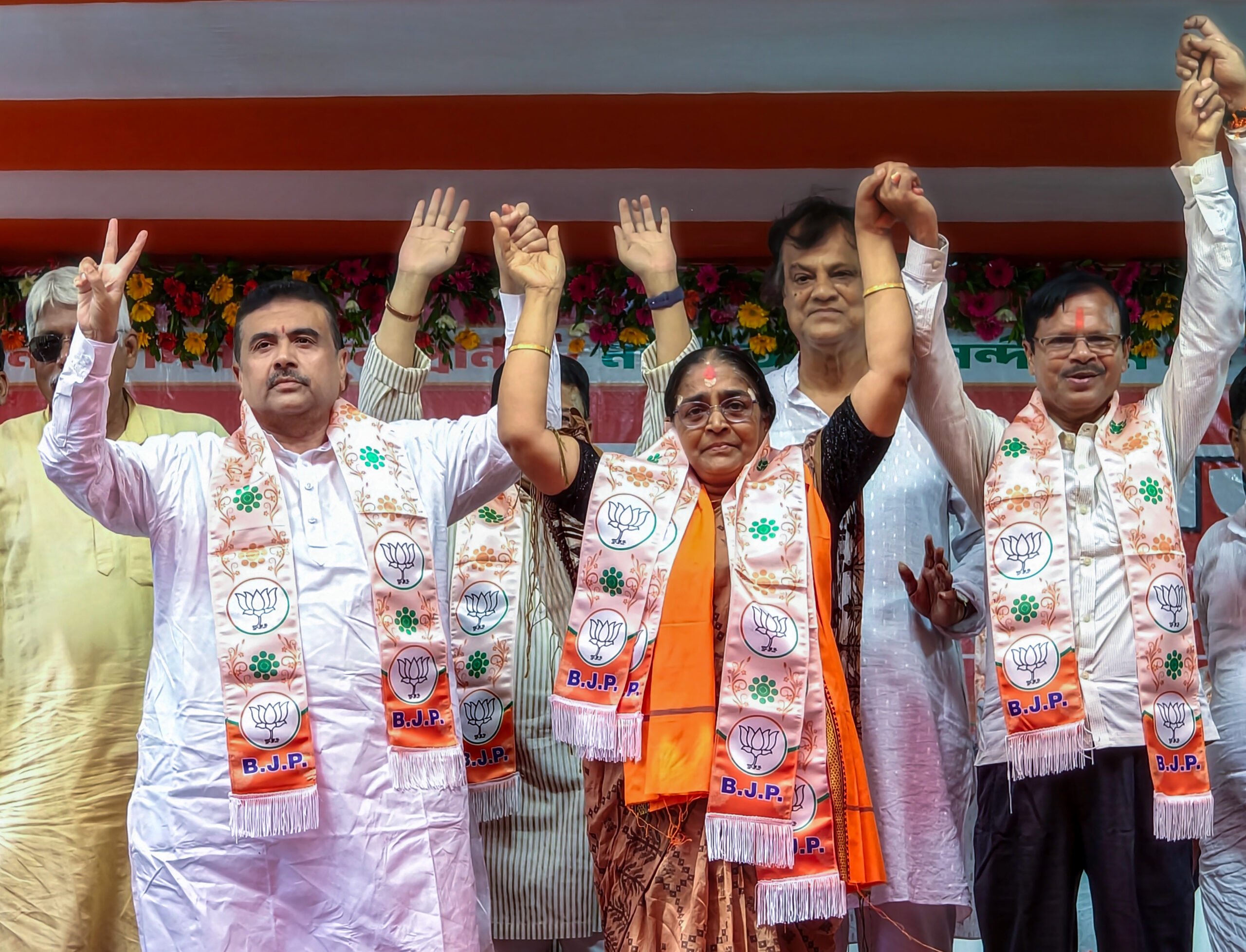 Purba Medinipur: Hasirani Rath meets CM Suvendu Adhikari #Gallery Purba Medinipur: Hasirani Rath meets CM Suvendu Adhikari #Gallery
