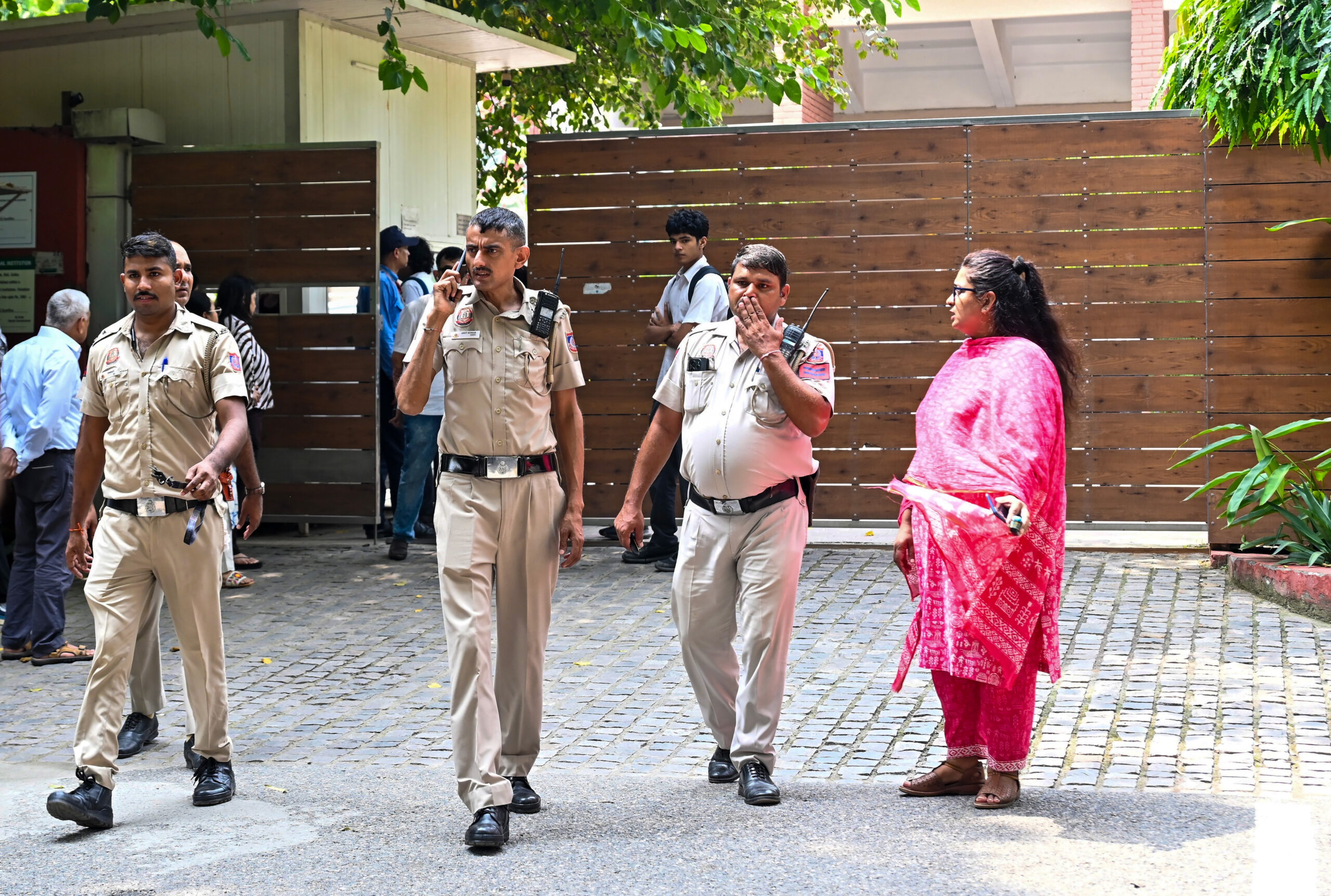 New Delhi: School evacuated after bomb threat #Gallery New Delhi: School evacuated after bomb threat #Gallery