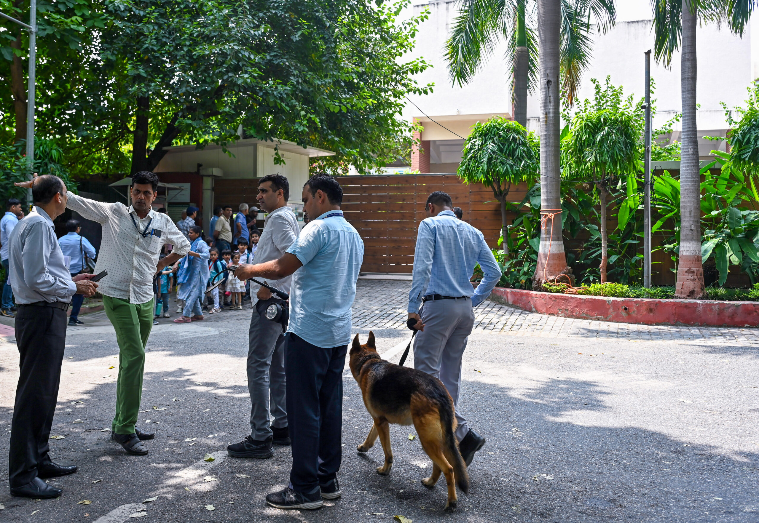 New Delhi: School evacuated after bomb threat #Gallery New Delhi: School evacuated after bomb threat #Gallery