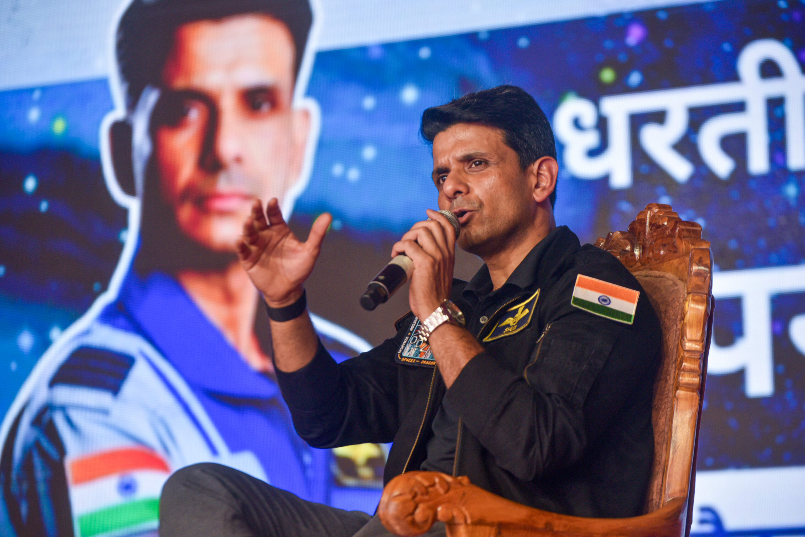 Shubhanshu Shukla Interacts with Students in Lucknow #Gallery Shubhanshu Shukla Interacts with Students in Lucknow #Gallery