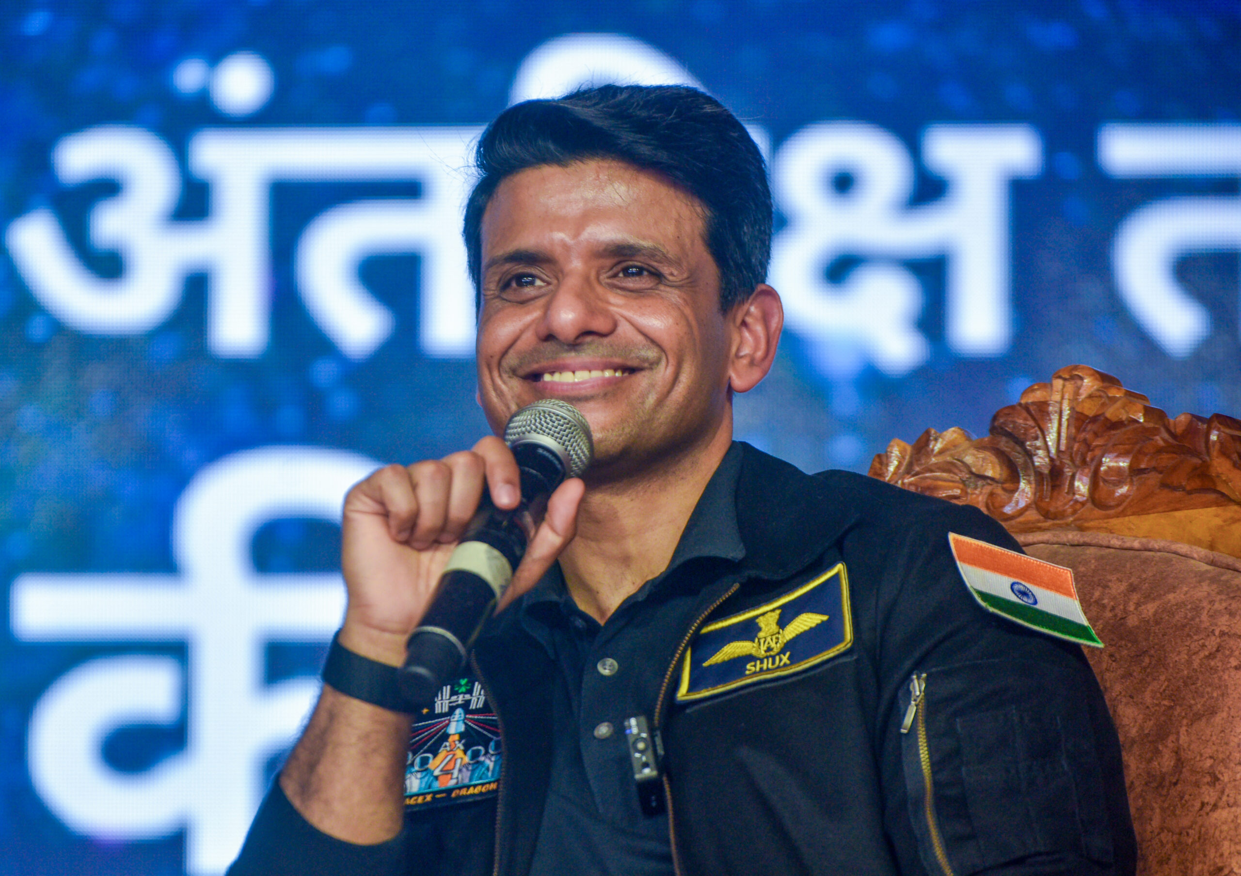 Shubhanshu Shukla Interacts with Students in Lucknow #Gallery Shubhanshu Shukla Interacts with Students in Lucknow #Gallery