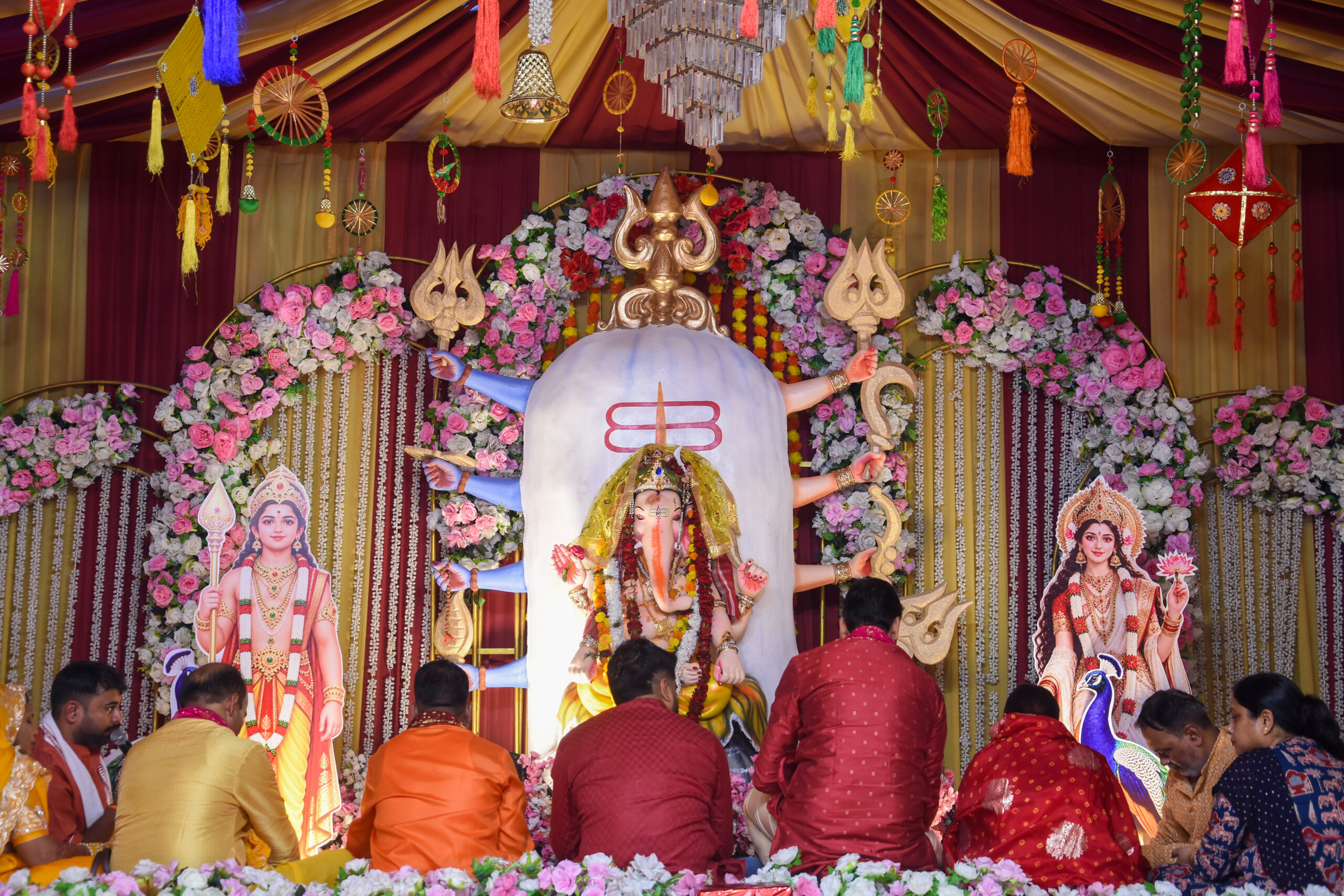Ranchi: Devotees offer prayer to Lord Ganesha - #Gallery Ranchi: Devotees offer prayer to Lord Ganesha - #Gallery