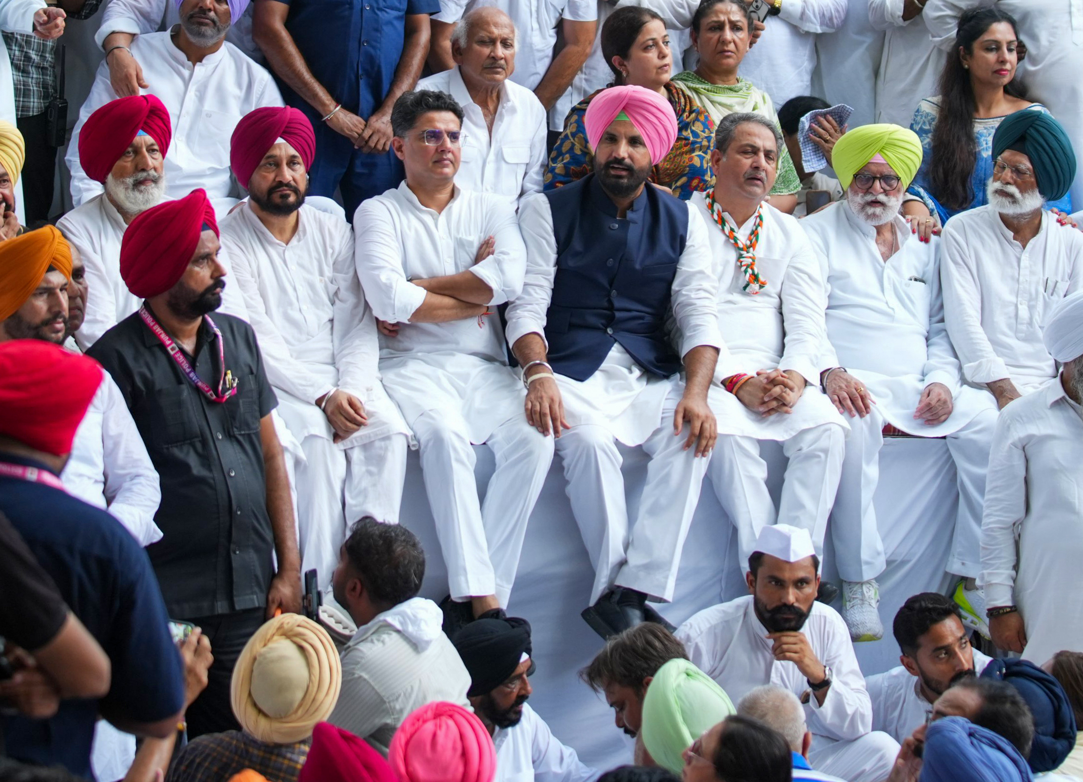 Chandigarh: Congress Protest Over Gulzar Singh’s Death #Gallery Chandigarh: Congress Protest Over Gulzar Singh’s Death #Gallery