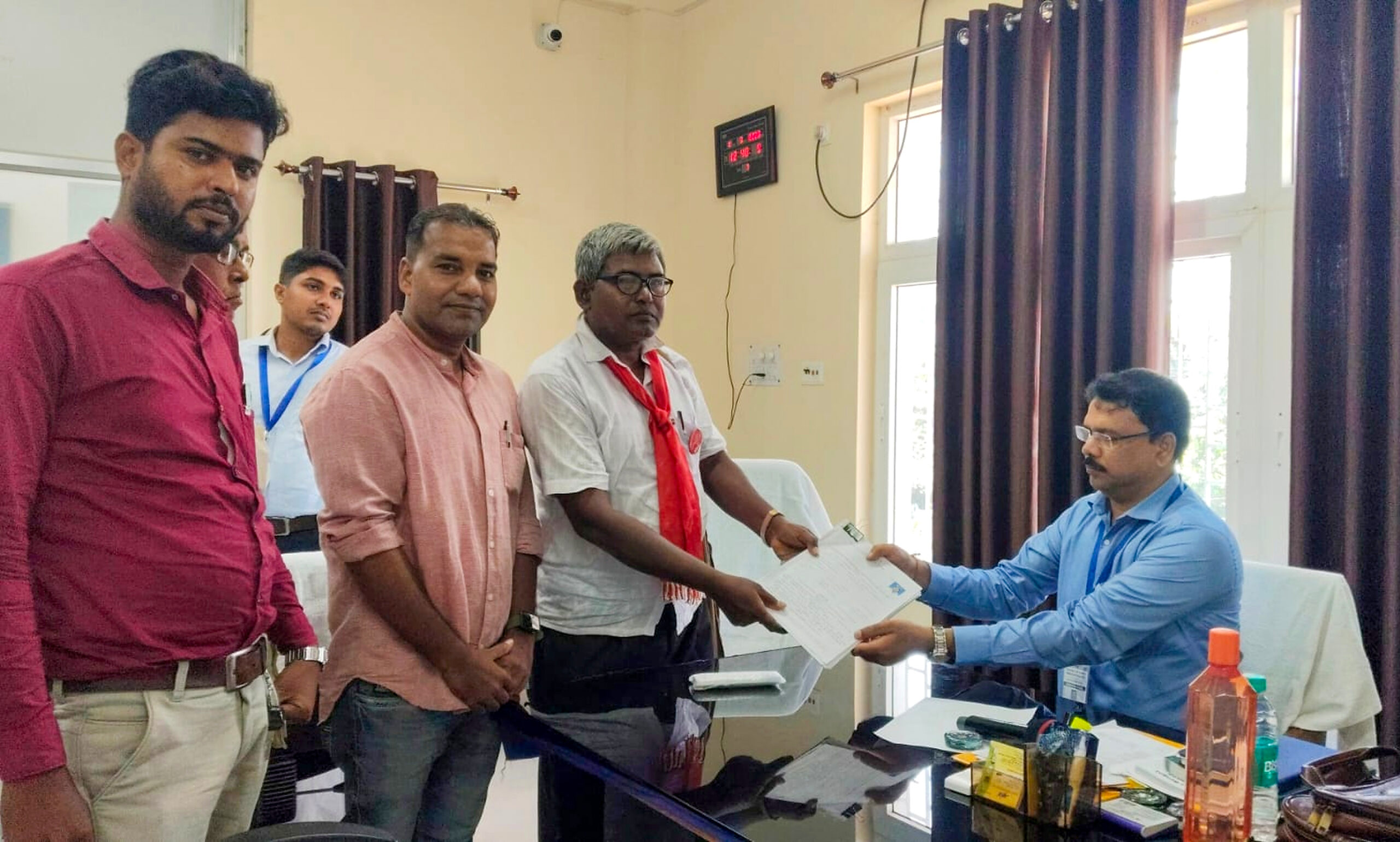 Purba Medinipur: Shanti Gopal Giri Files Nomination in Haldia #Gallery Purba Medinipur: Shanti Gopal Giri Files Nomination in Haldia #Gallery