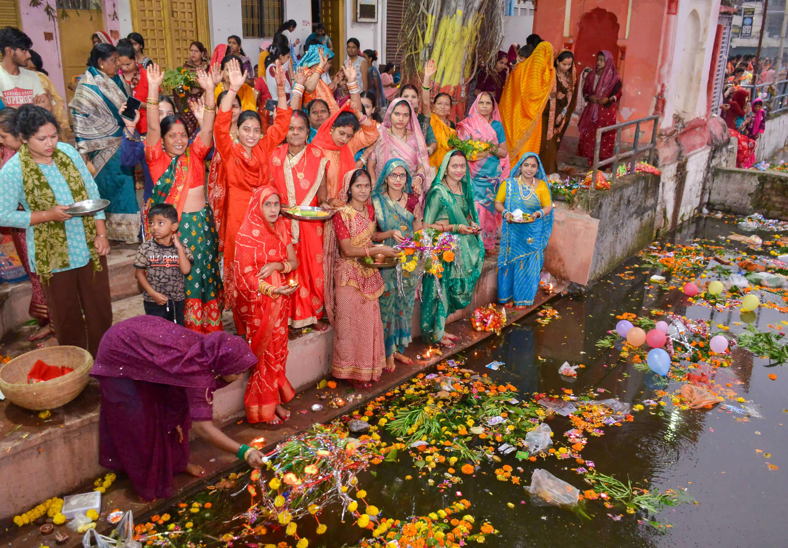 Women Celebrate Hartalika Teej in Jabalpur #Gallery Women Celebrate Hartalika Teej in Jabalpur #Gallery
