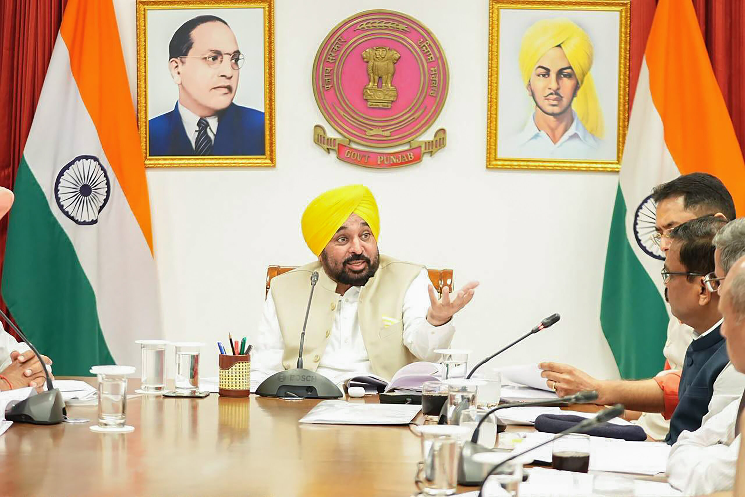 Chandigarh: Punjab CM Bhagwant Mann reviews 'War Against Drugs' - #Gallery Chandigarh: Punjab CM Bhagwant Mann reviews 'War Against Drugs' - #Gallery
