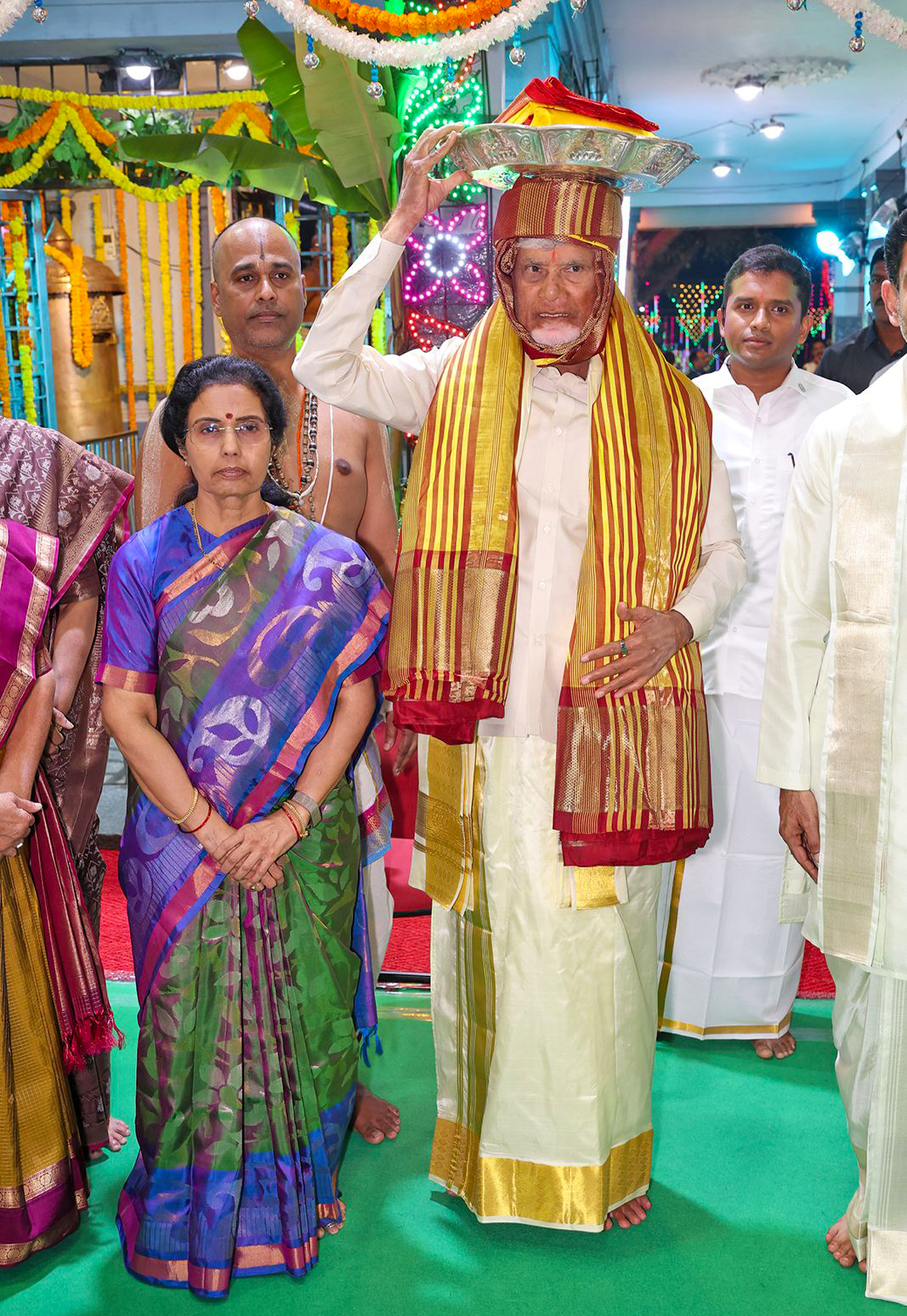 Tirumala: CM Chandrababu Naidu Visits Venkateswara Temple #Gallery Tirumala: CM Chandrababu Naidu Visits Venkateswara Temple #Gallery