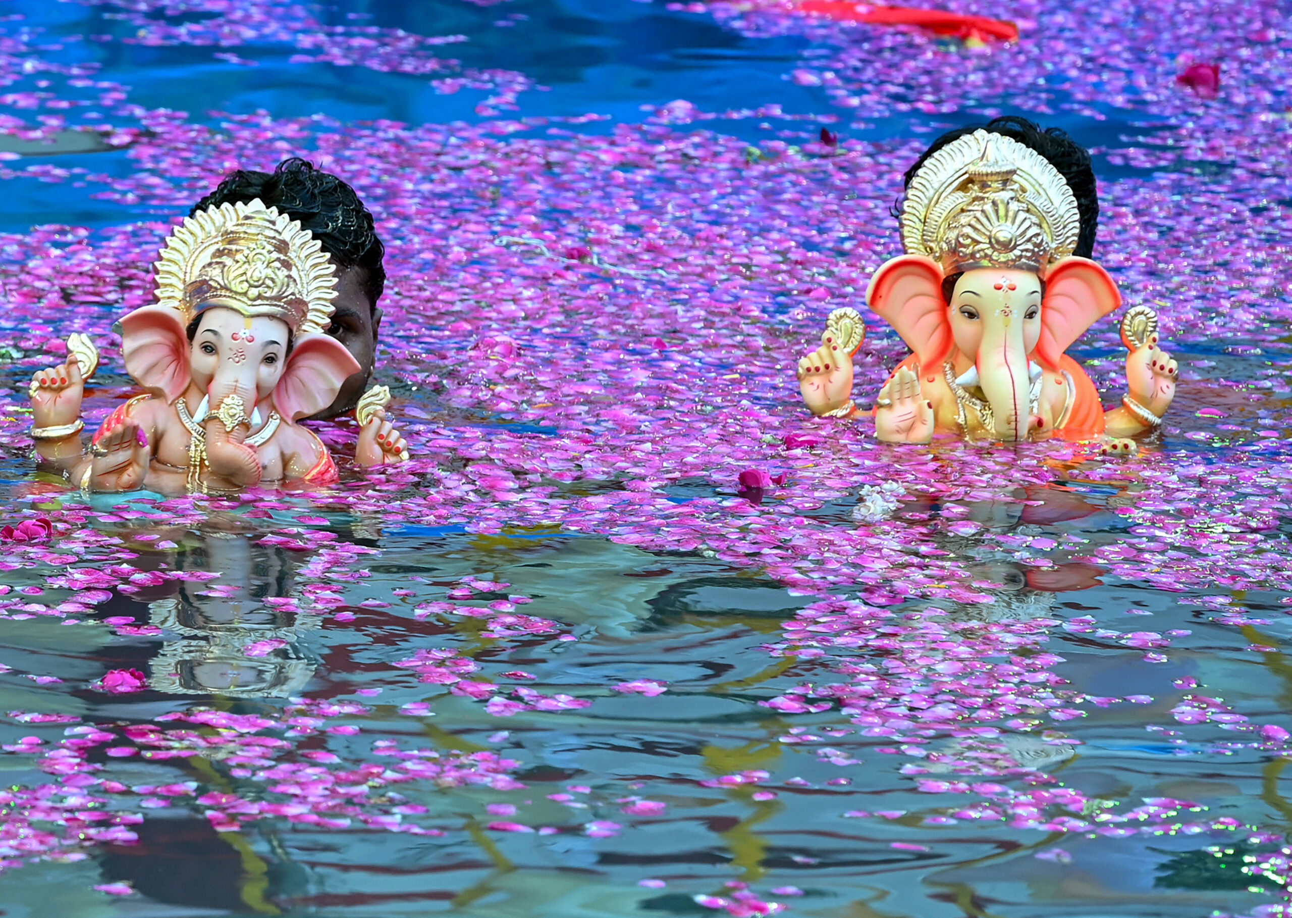 Mumbai: Ganesh Chaturthi Celebrations #Gallery Mumbai: Ganesh Chaturthi Celebrations #Gallery