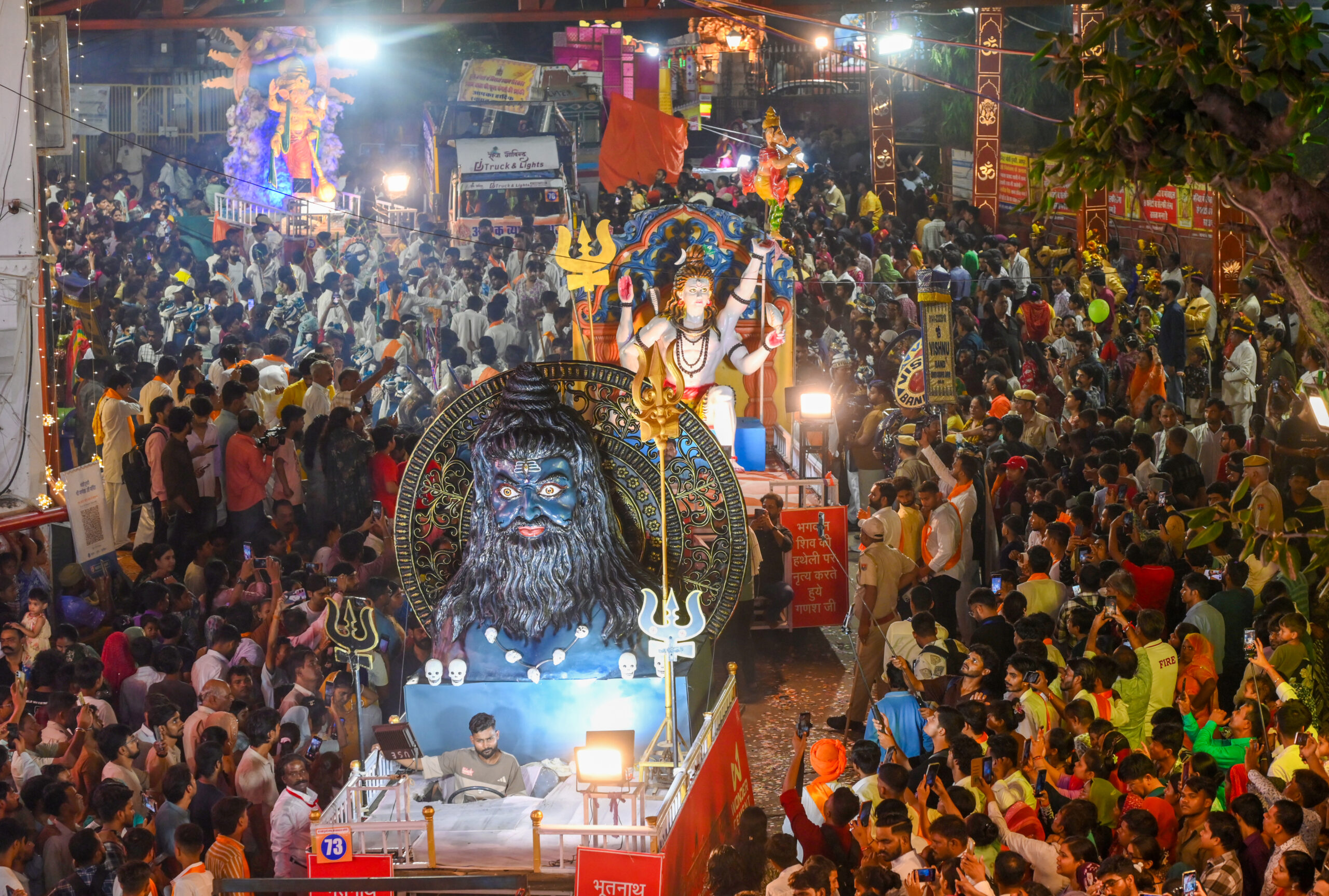 Jaipur: Ganesh Chaturthi Shobha Yatra #Gallery Jaipur: Ganesh Chaturthi Shobha Yatra #Gallery