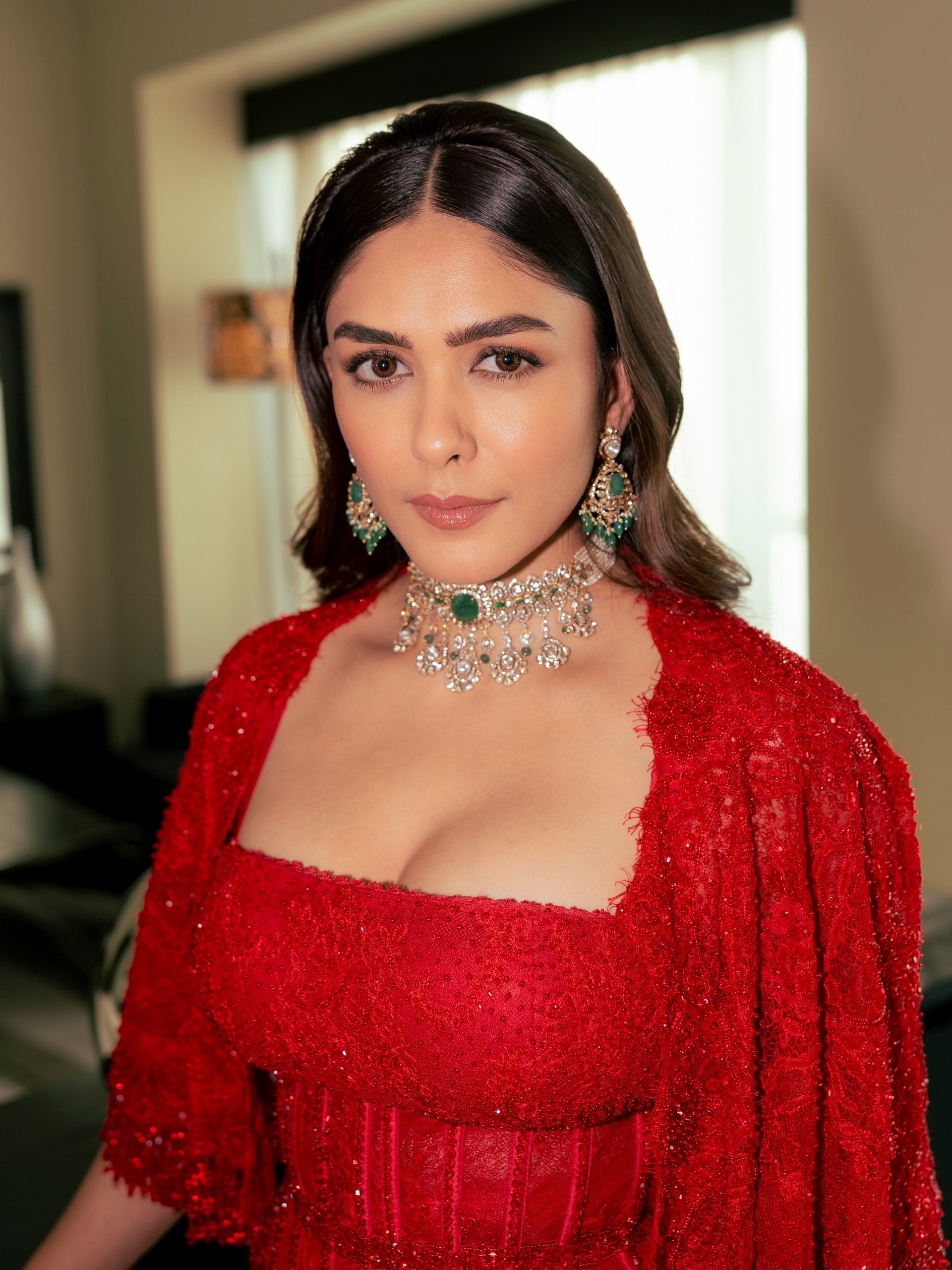 Actress Mrunal Thakur New Glam Stills Actress Mrunal Thakur New Glam Stills