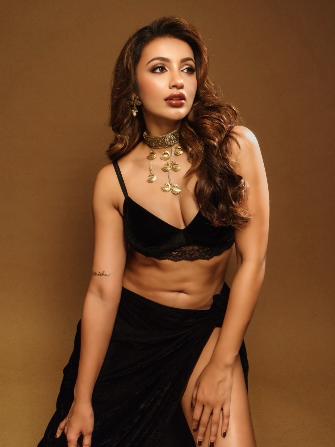 Actress Tejaswi Madiwada Glam Stills Actress Tejaswi Madiwada Glam Stills