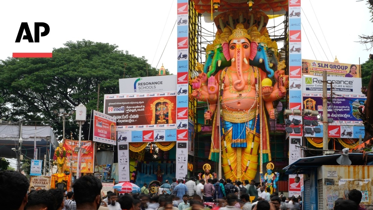 Hindus across India celebrate Ganesh Chaturthi (Video) Hindus across India celebrate Ganesh Chaturthi (Video)