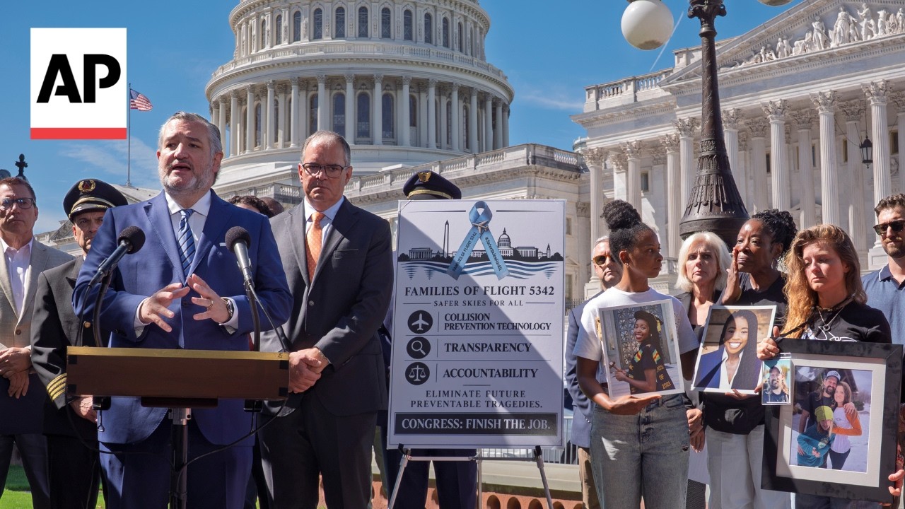 Ted Cruz vows to get an aviation safety bill passed by Congress (Video) Ted Cruz vows to get an aviation safety bill passed by Congress (Video)
