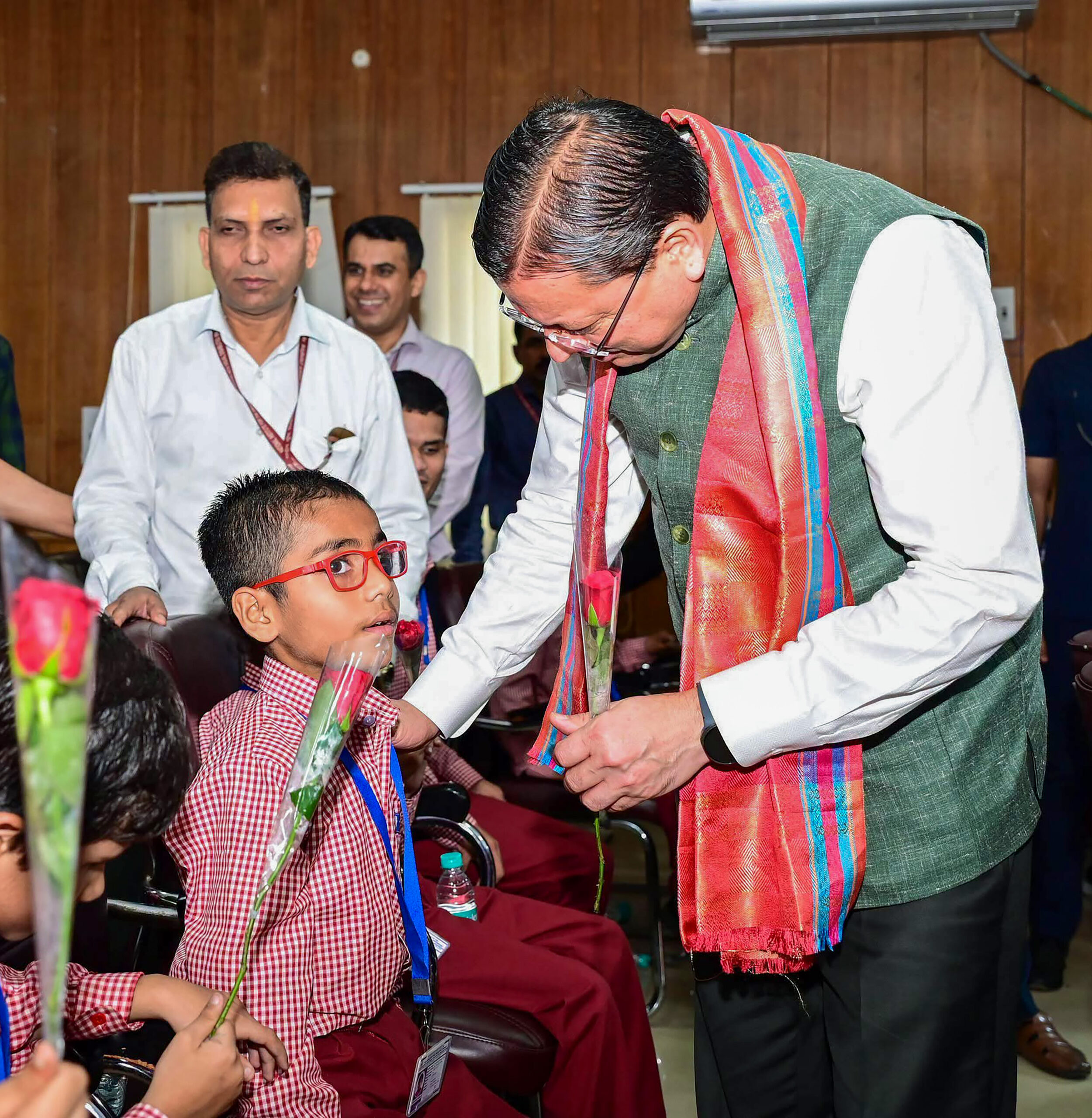 Dehradun: CM Dhami celebrates birthday with children #Gallery Dehradun: CM Dhami celebrates birthday with children #Gallery