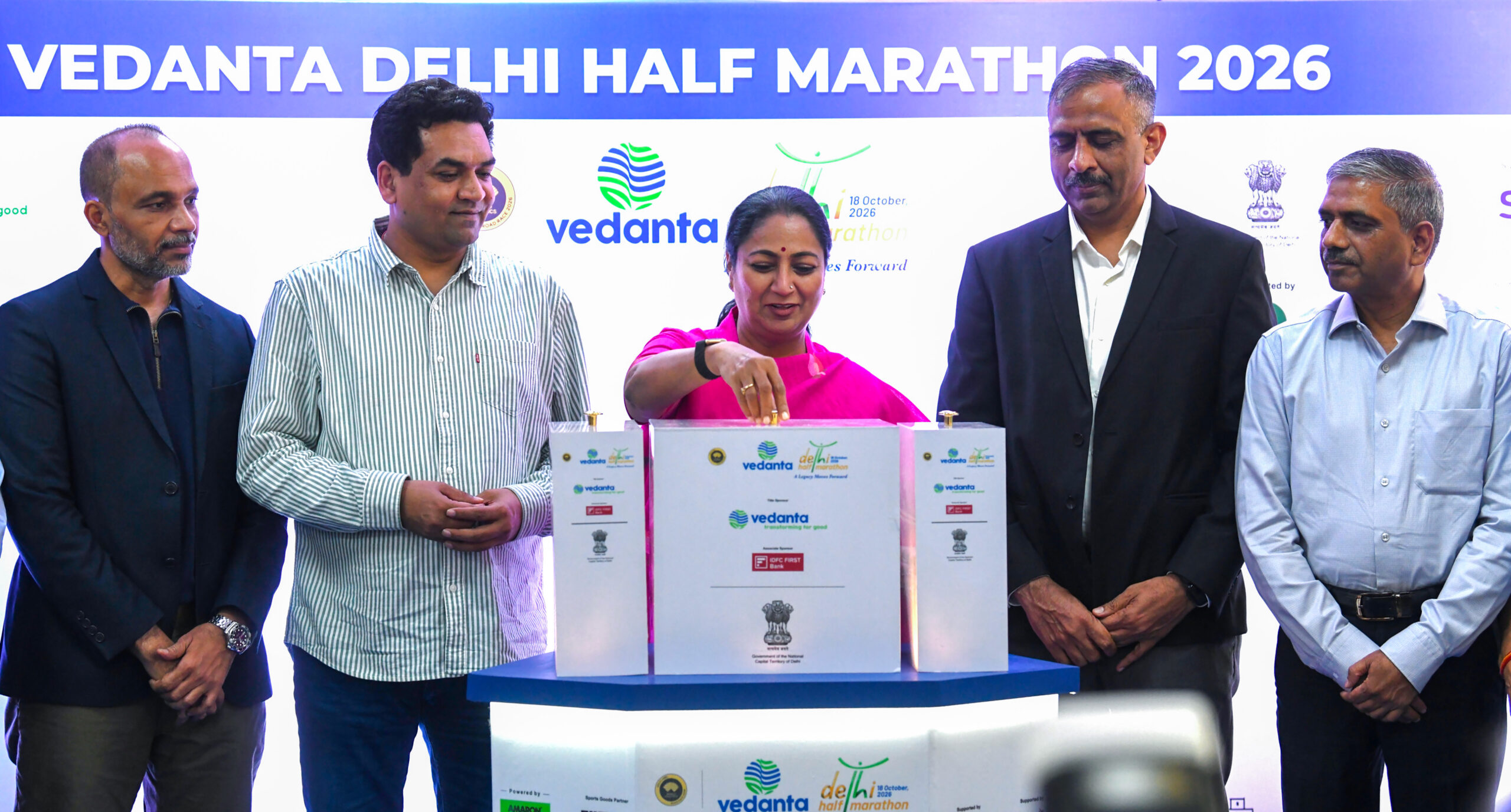New Delhi: CM Rekha Gupta Unveils Vedanta Half Marathon Medal #Gallery New Delhi: CM Rekha Gupta Unveils Vedanta Half Marathon Medal #Gallery